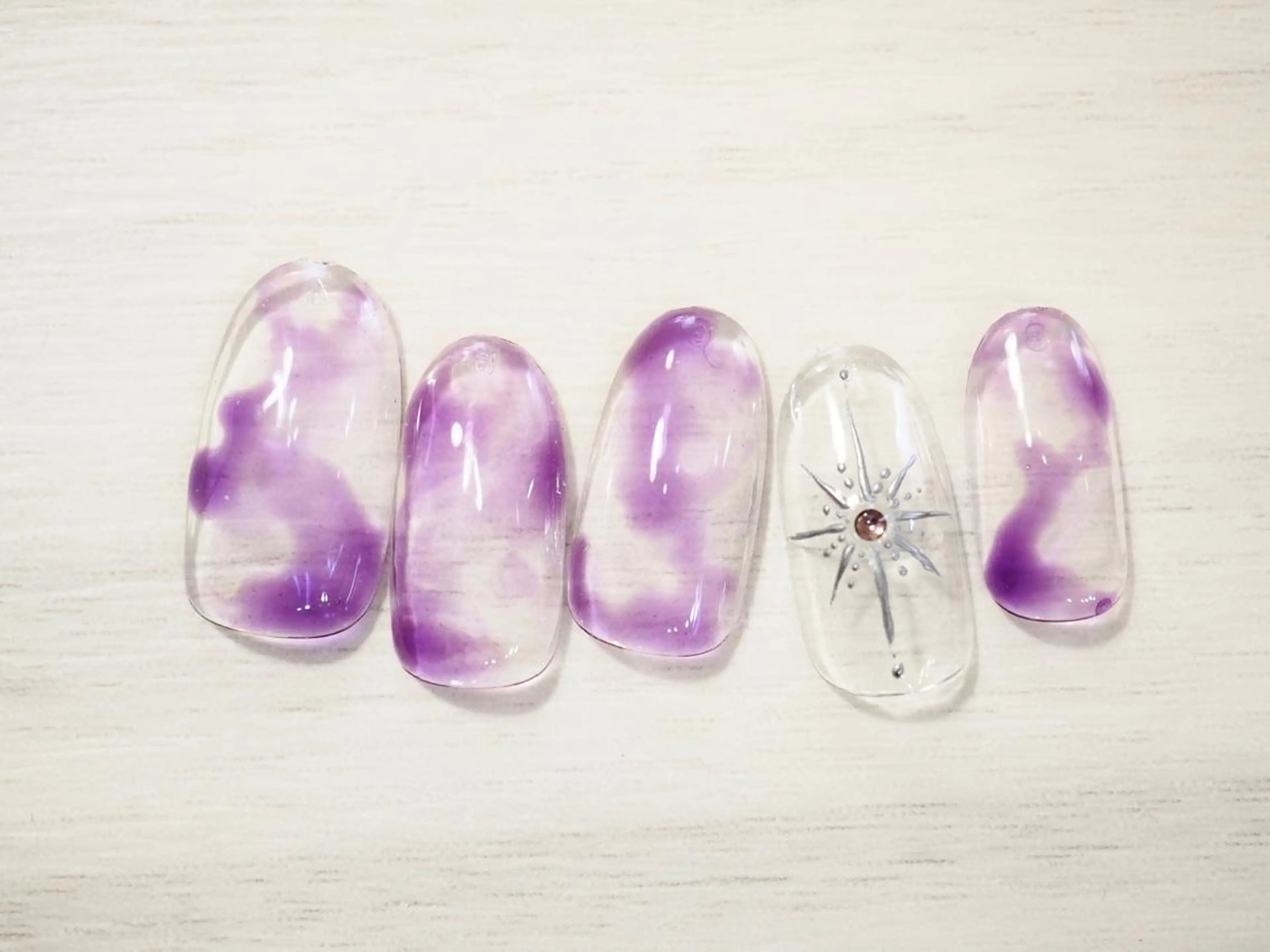 ネイル ハンドネイル トップネイリスト Ribbon立川店のネイルデザイン