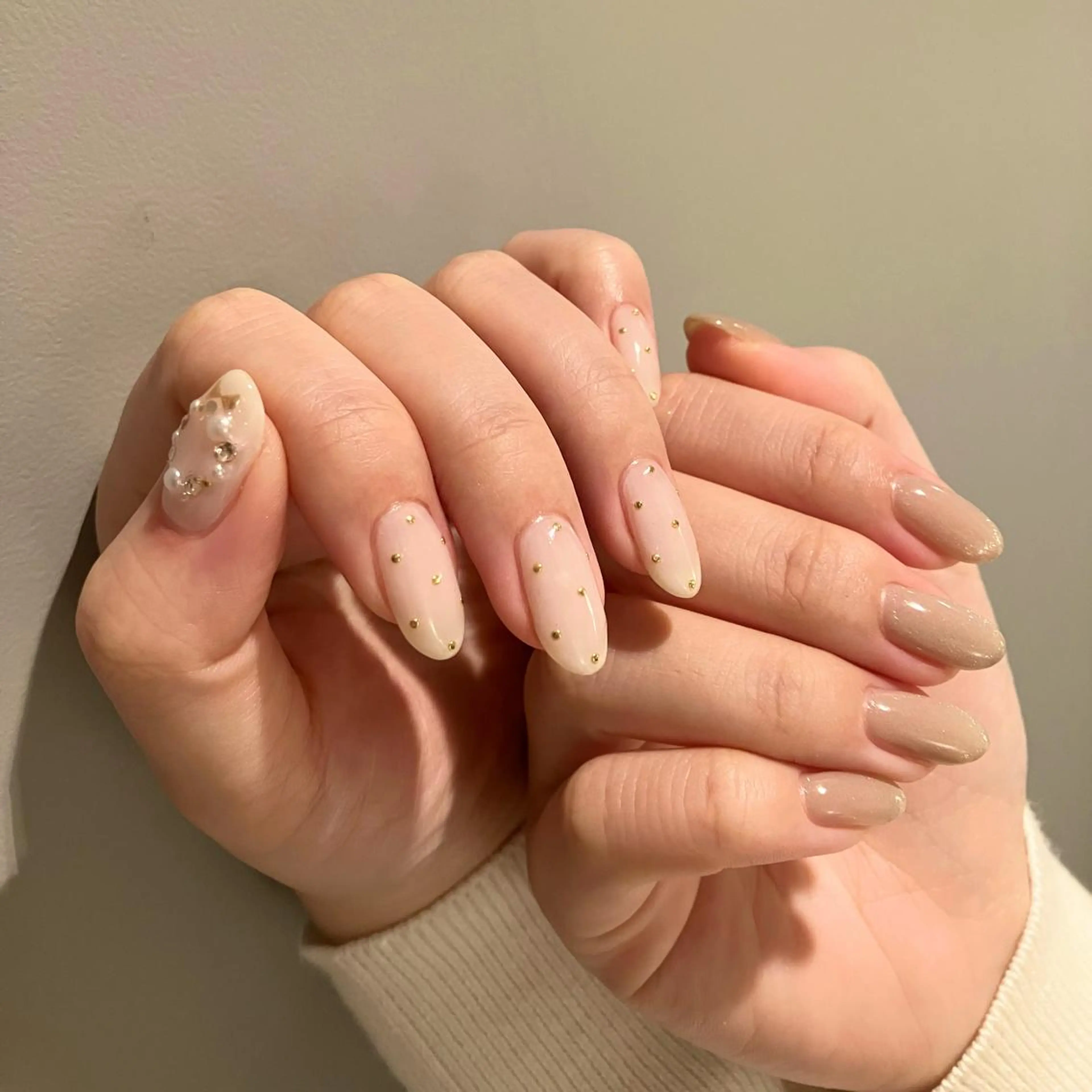 ネイル ハンドネイル ウシク ミユキのネイルデザイン