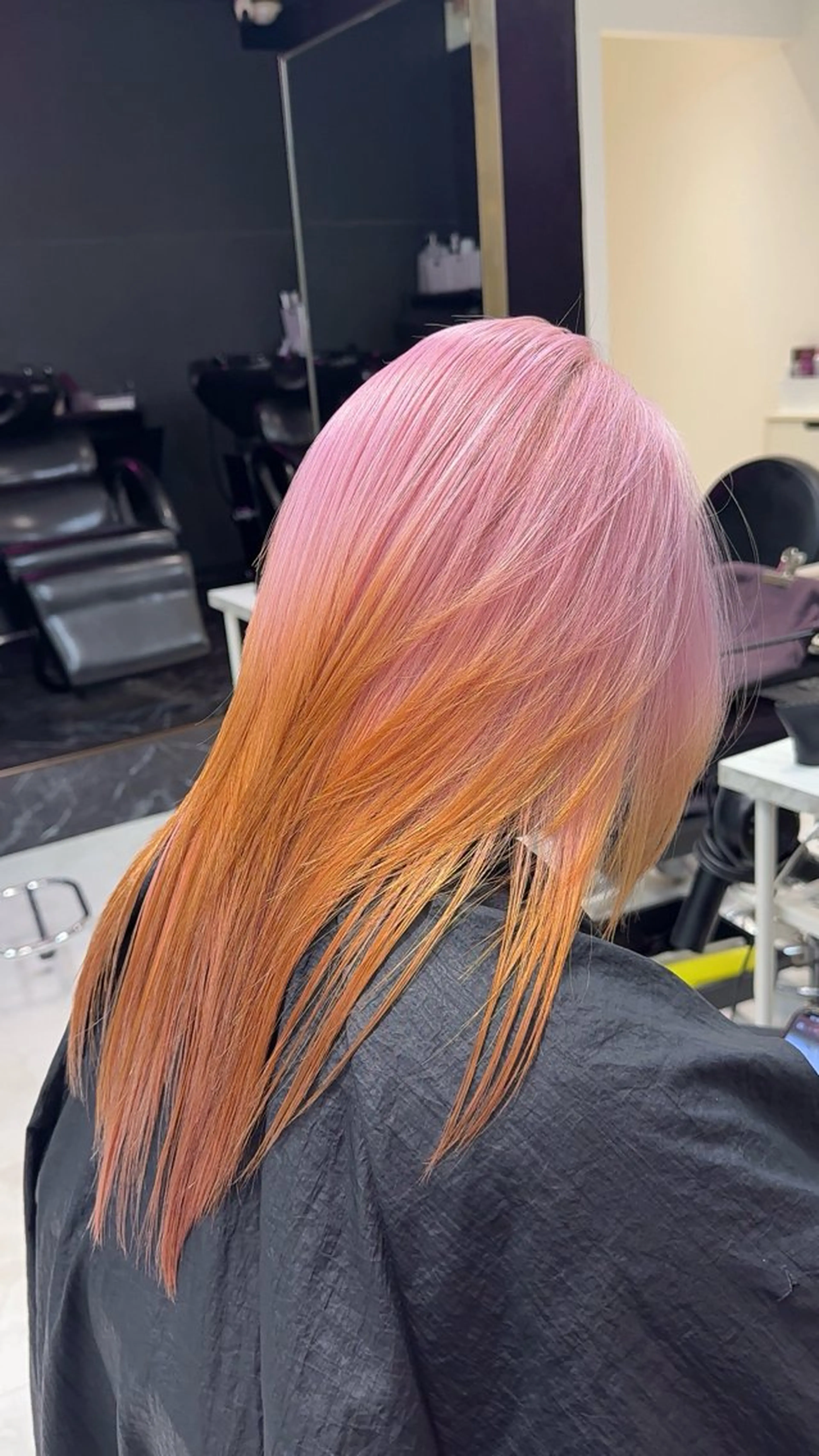 セミロング カラー ヘアアレンジ ベージュカラー ブリーチ ブロンド デザインカラー ミルクティーベージュ ヘアカラー 【🥀履歴修正🥀】 ハイトーン職人/拓真のヘアスタイル