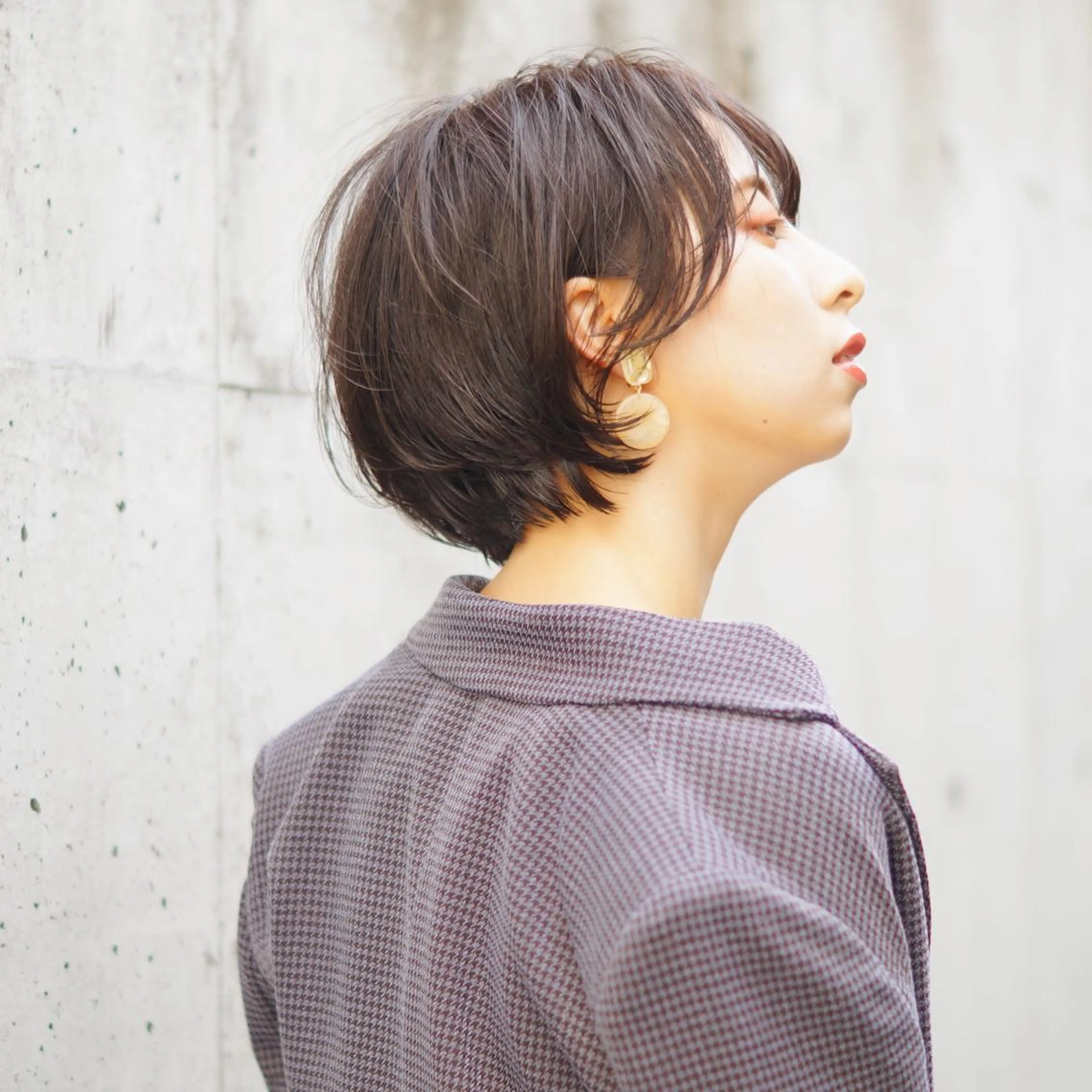 ショート アッシュ ボブ ハイライト 似合わせカット ショートヘア hoNua. 栄/透明感カラーのヘアスタイル