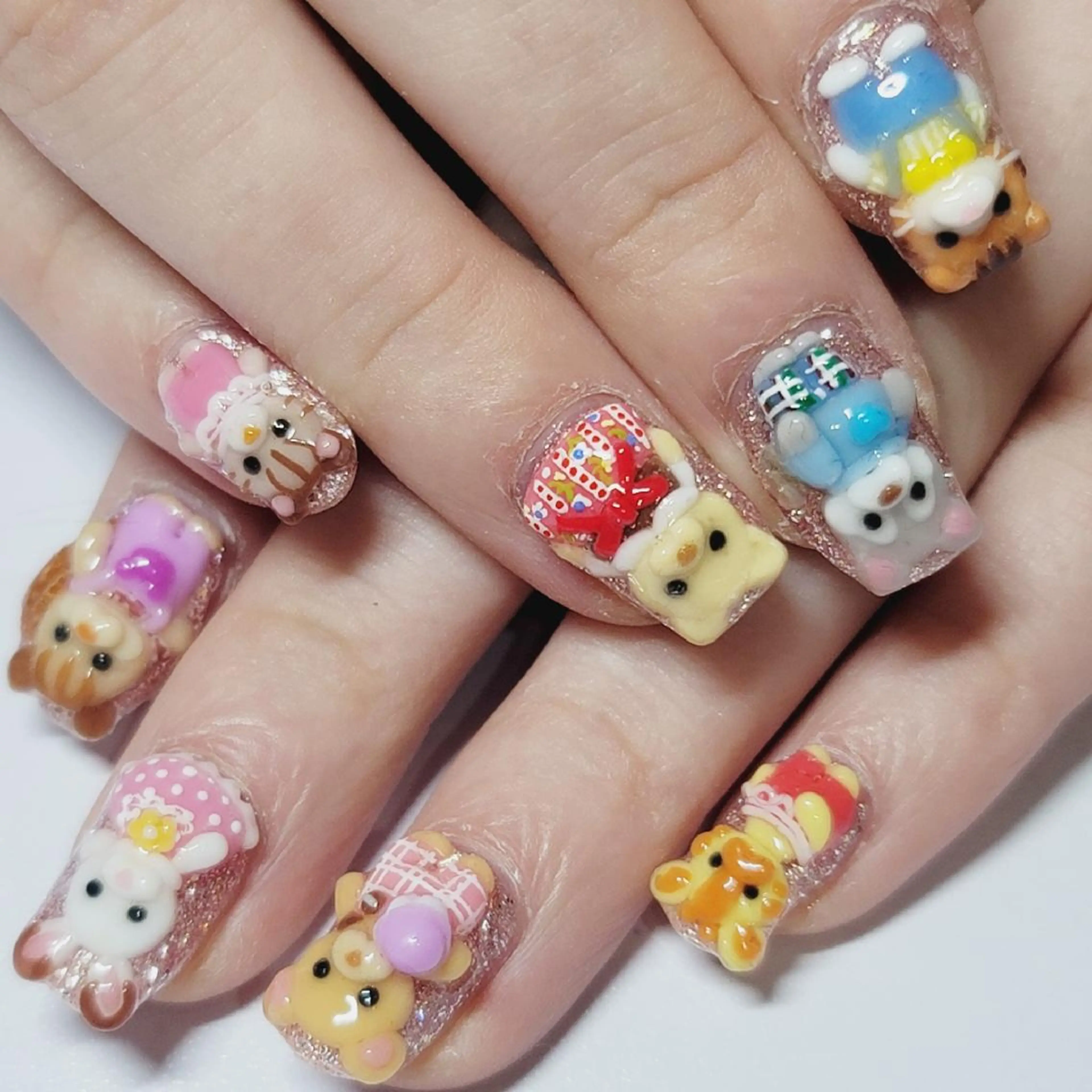 ネイル アートネイル ラメ(グリッター) ワンカラーネイル ピンク 赤色 ハンドネイル よしだ ひろきのネイルデザイン