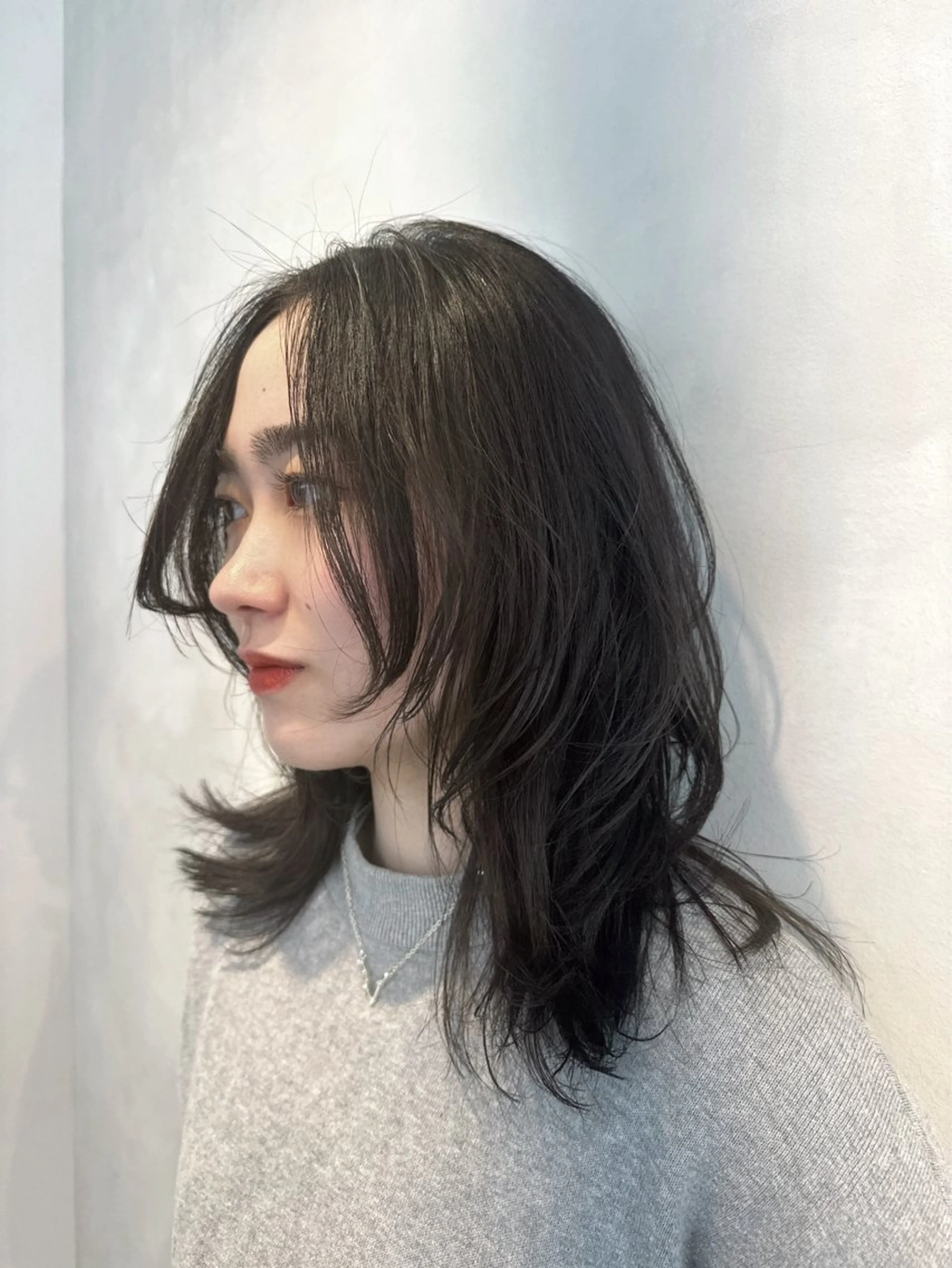 ミディアム ミディアムレイヤー レイヤーカット カット トリートメント 透明感カラー✨艶髪 制作🌱山根あゆみのヘアスタイル