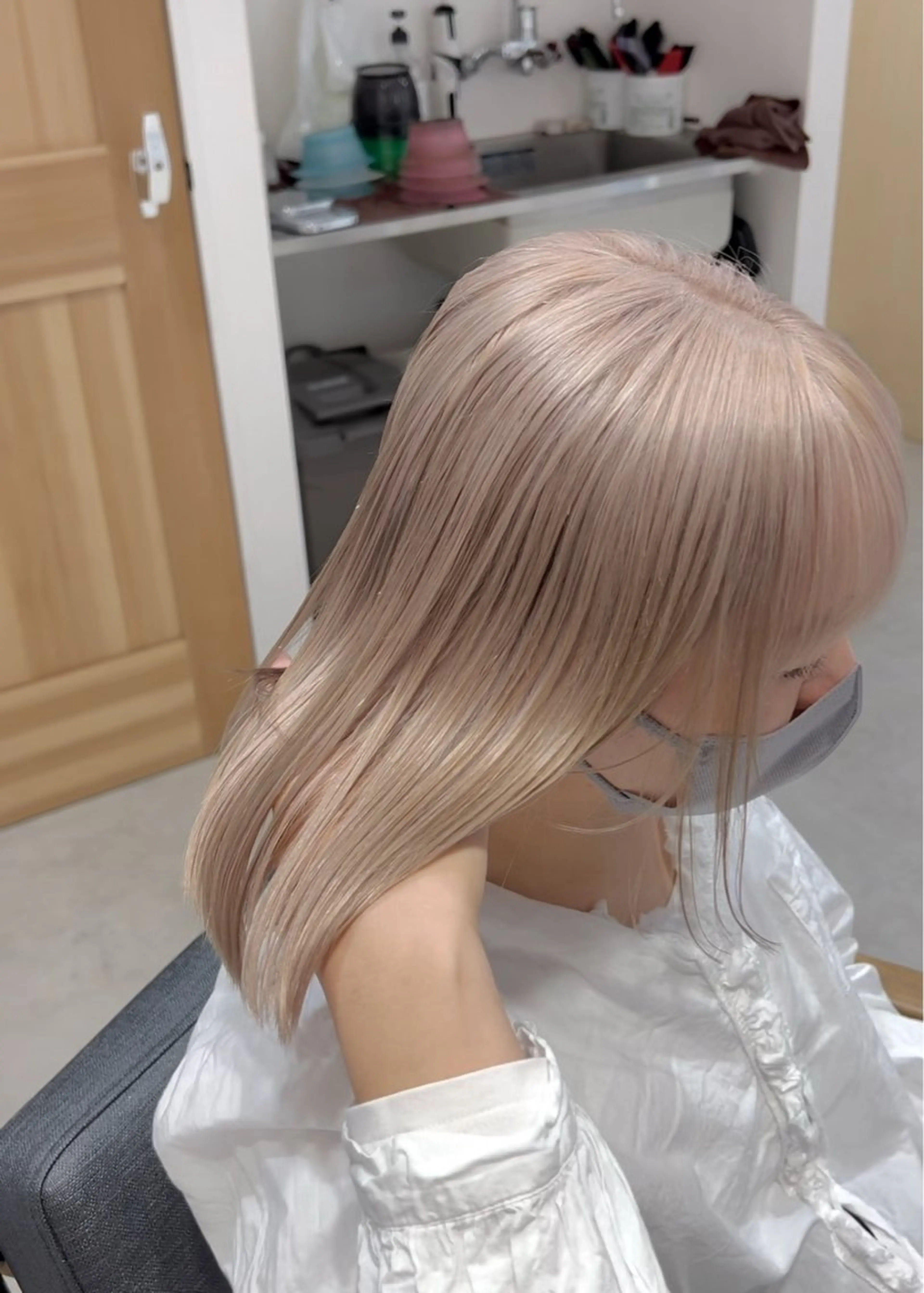 ミディアム カラー ベージュカラー ミルクティーベージュ 荒牧 大夢のヘアスタイル