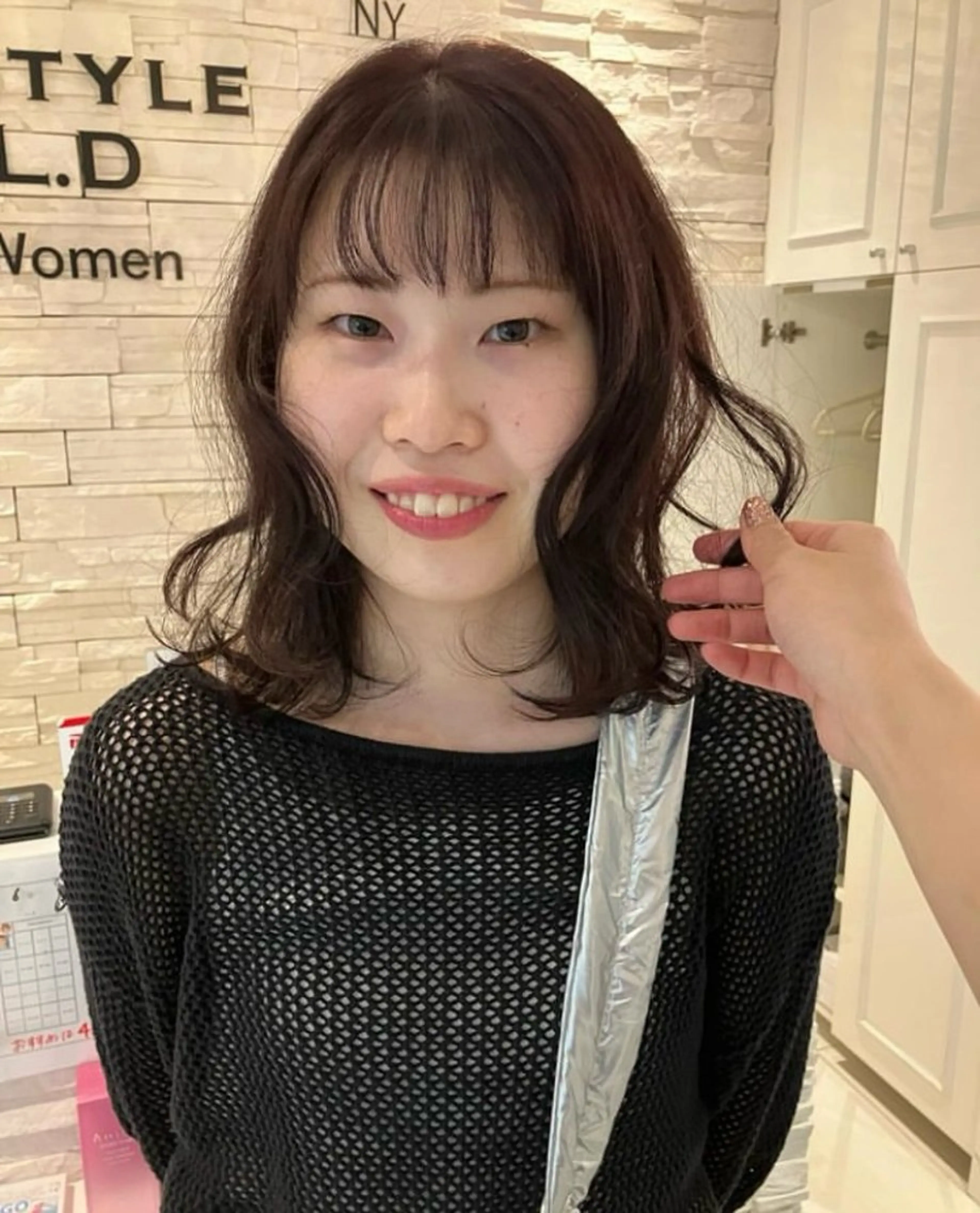 ミディアム カット ヘアカラー トリートメント 🫧垢抜けヘア🫧 SHIORIのヘアスタイル