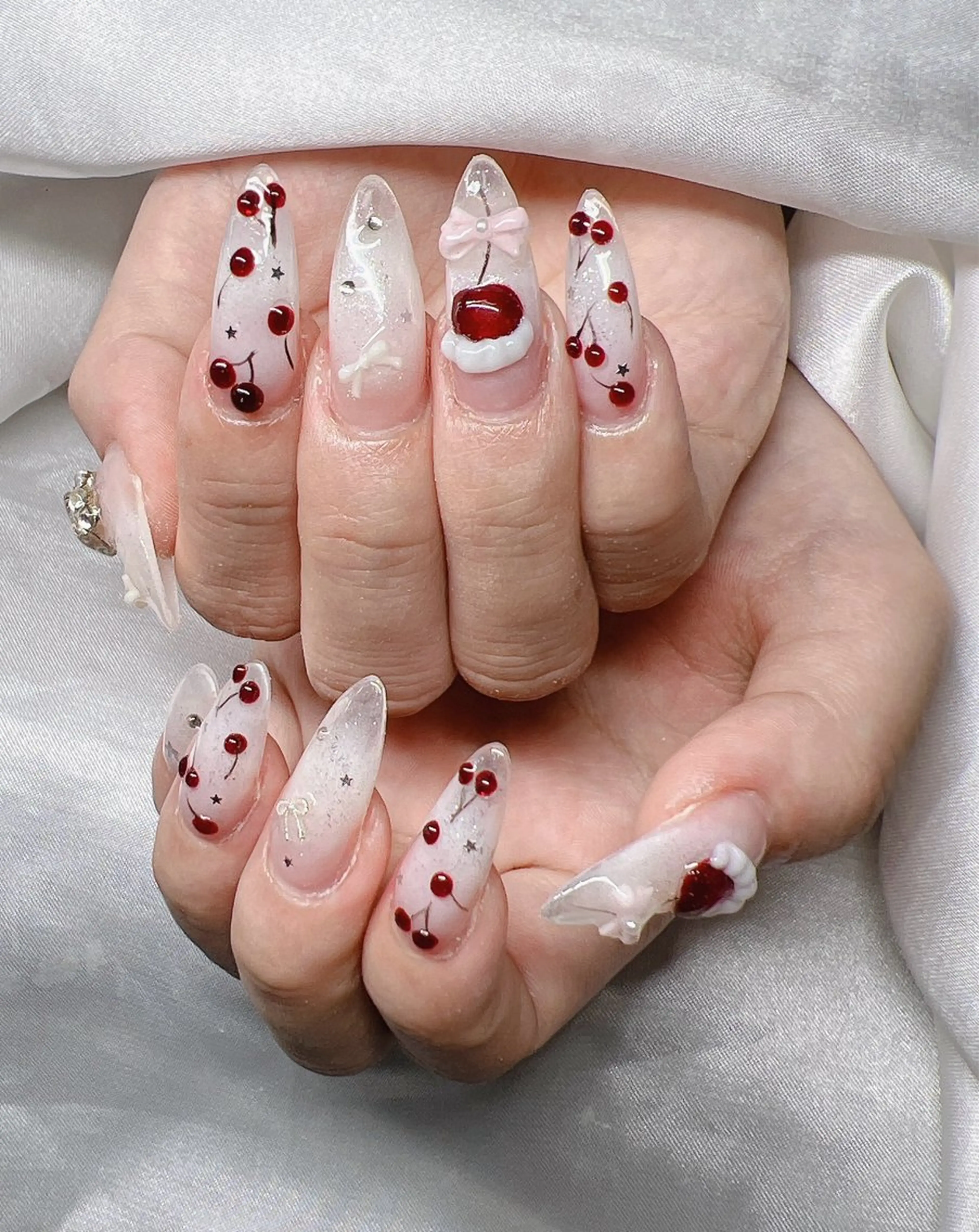 ネイル 長さ出し グラデーション 卒業式 キラキラネイル マグネットネイル ハンドネイル Lee Nailsのネイルデザイン