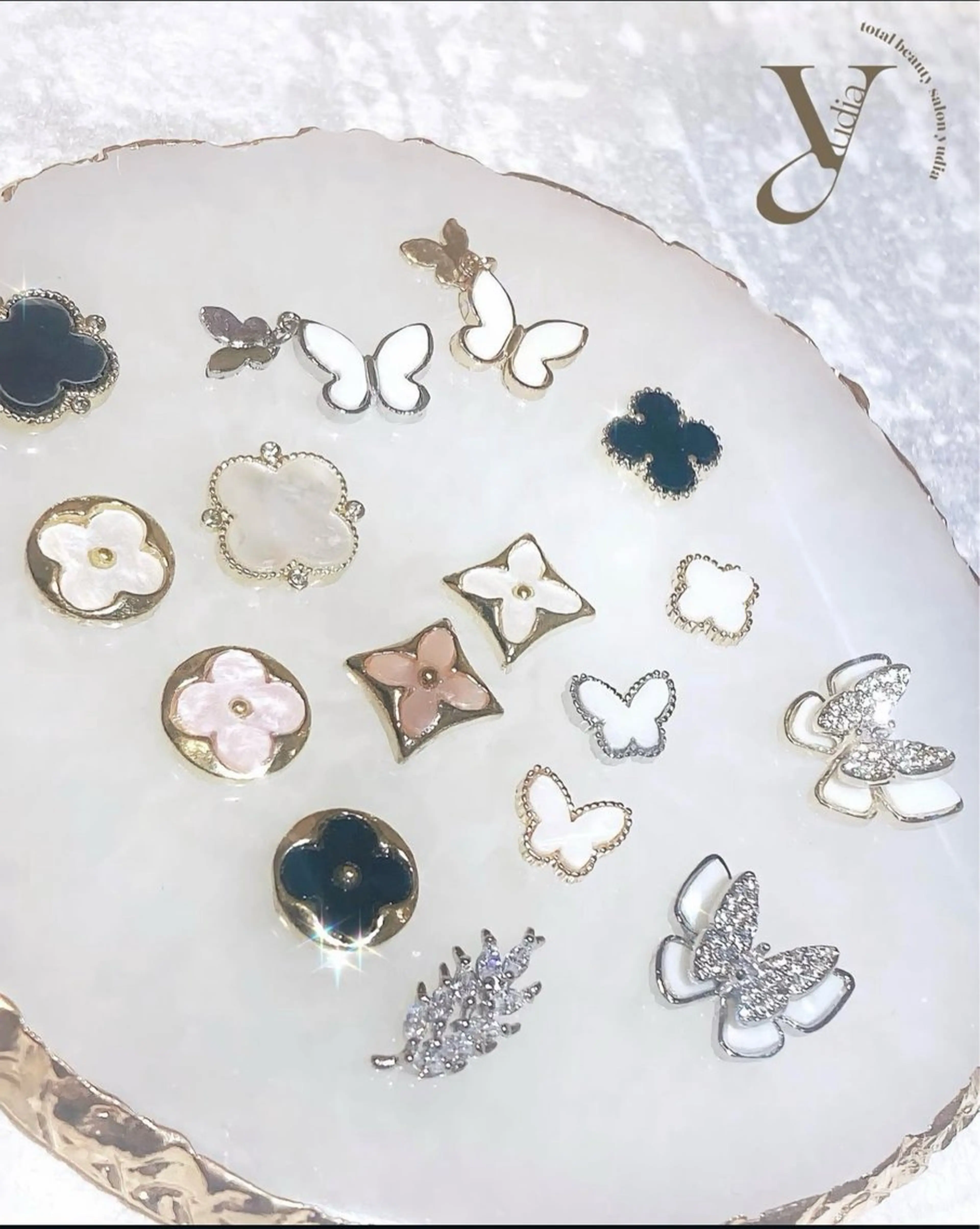 ネイル Yudia tamakiのネイルデザイン