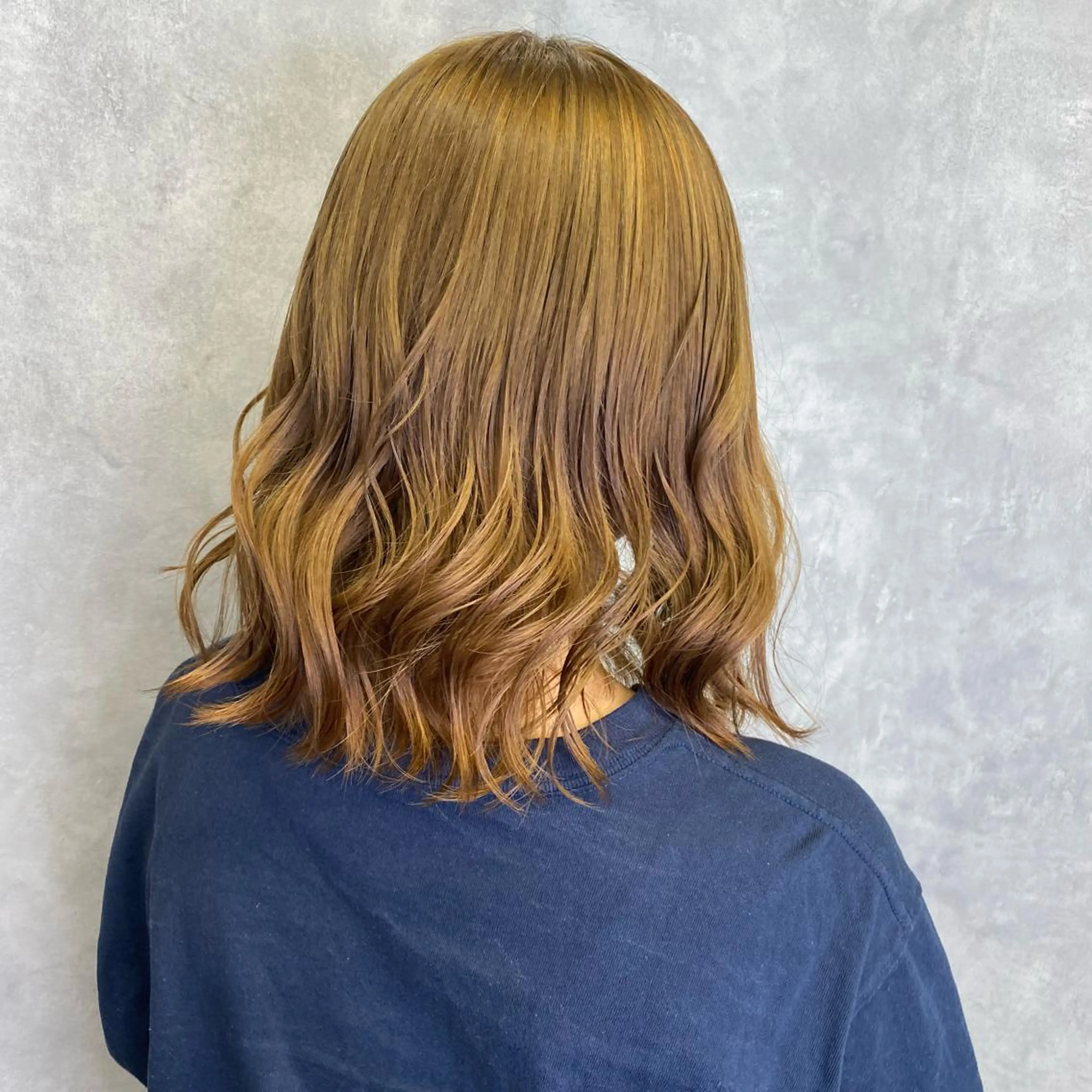 ミディアム Cielro【 シェイロ 】所属・Cielro/ダブル カラー/西田咲希のヘアスタイル