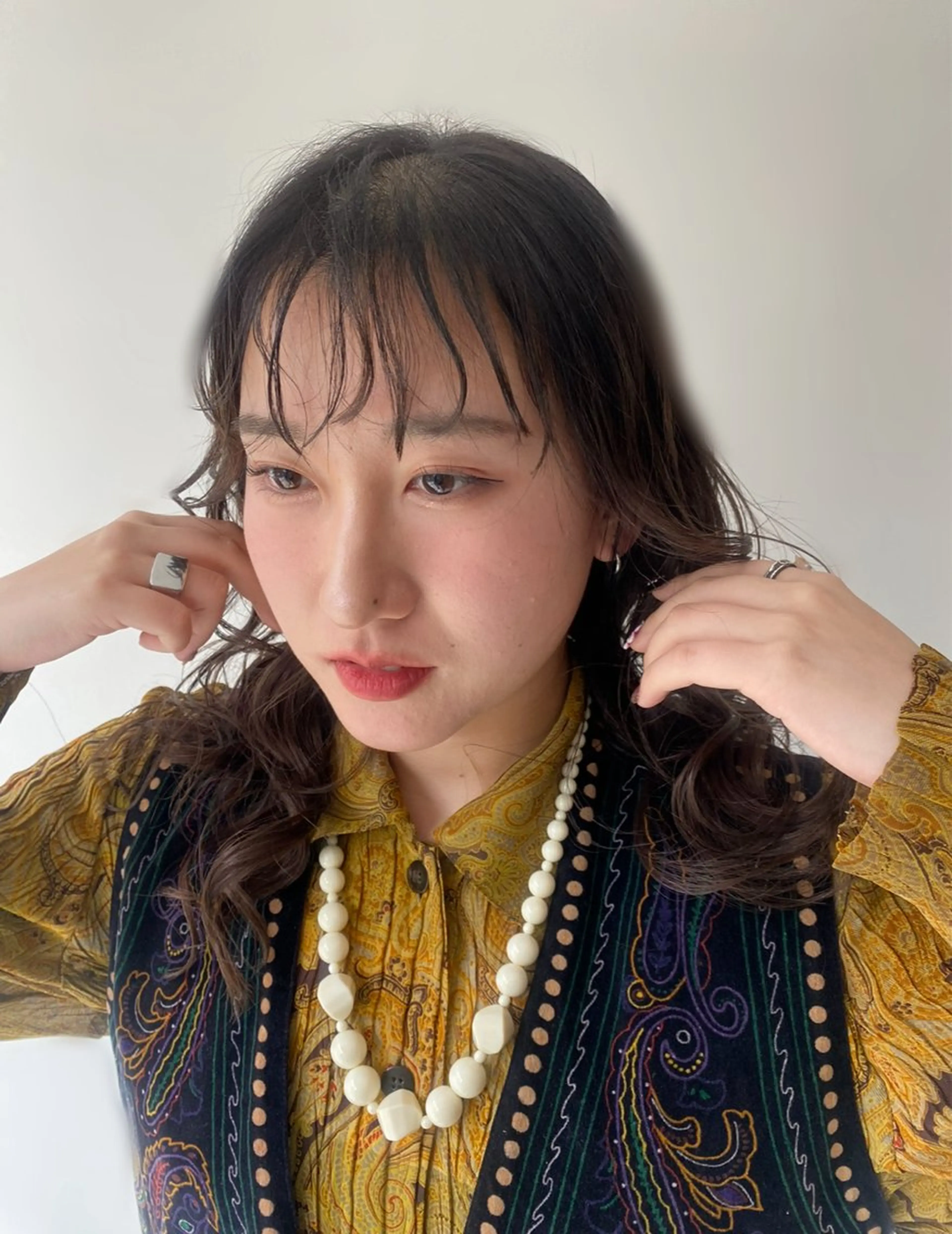 セミロング 透明感カラー🫧 aika🐈のヘアスタイル