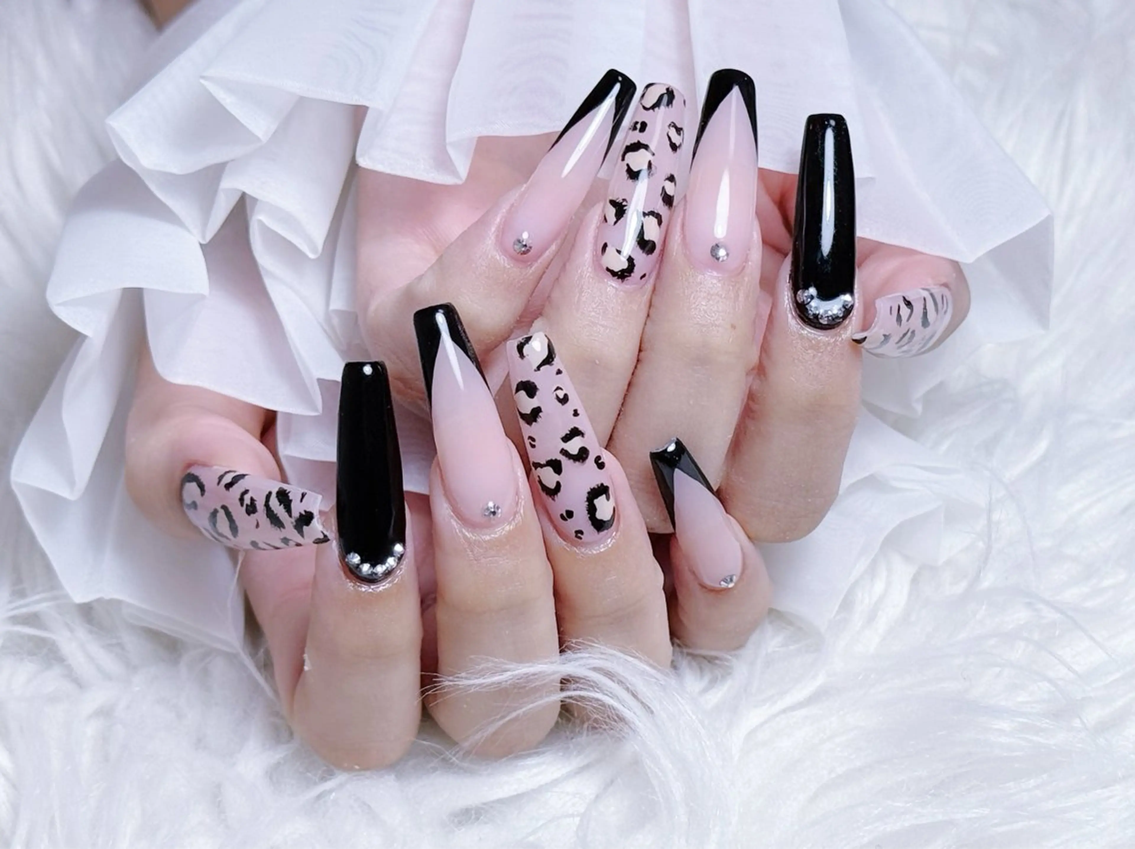 ネイル ハンドネイル 🤎Yun nail salon🤎のネイルデザイン