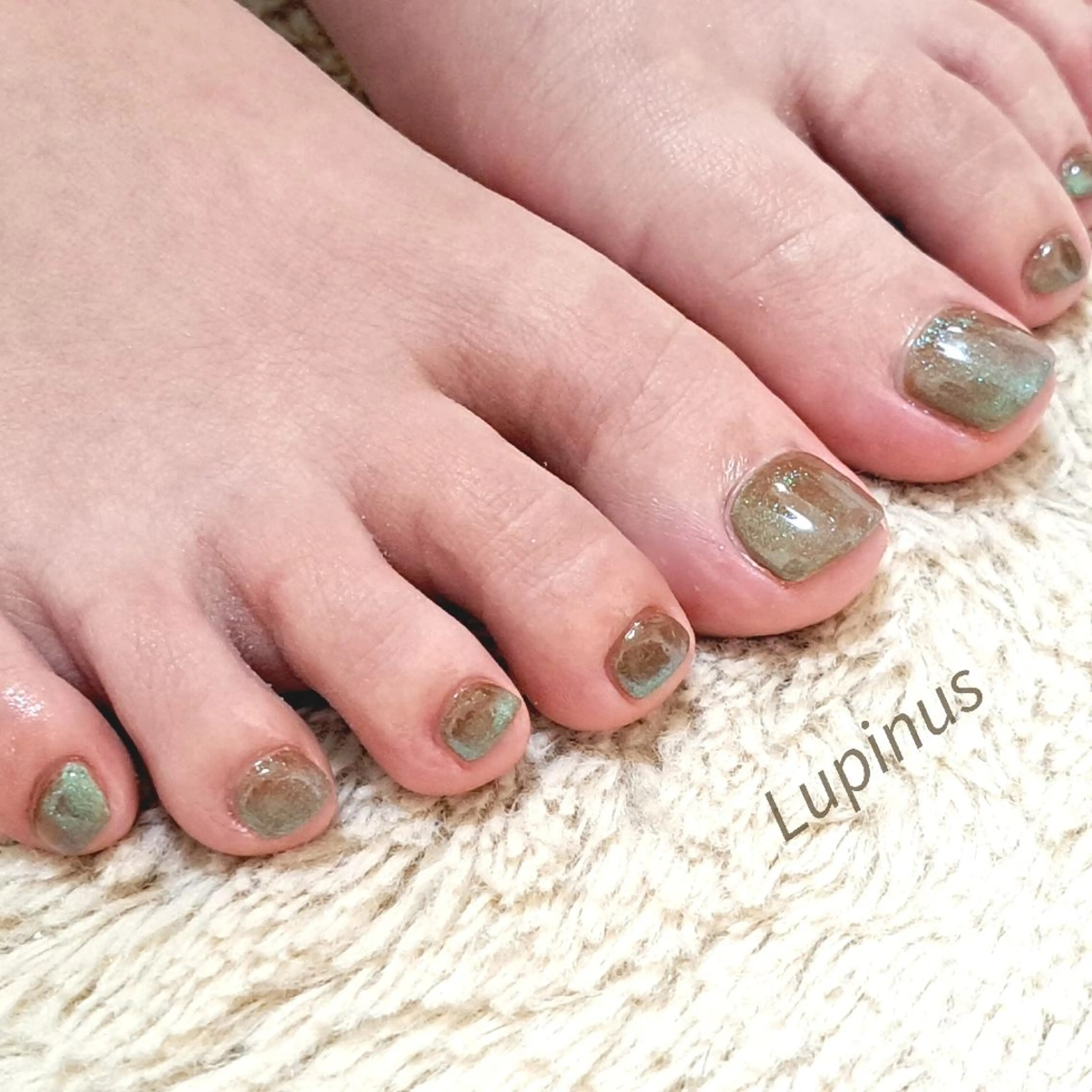 ネイル グリーン マグネットネイル Lupinus所属・Lupinus ルピナスのネイルデザイン
