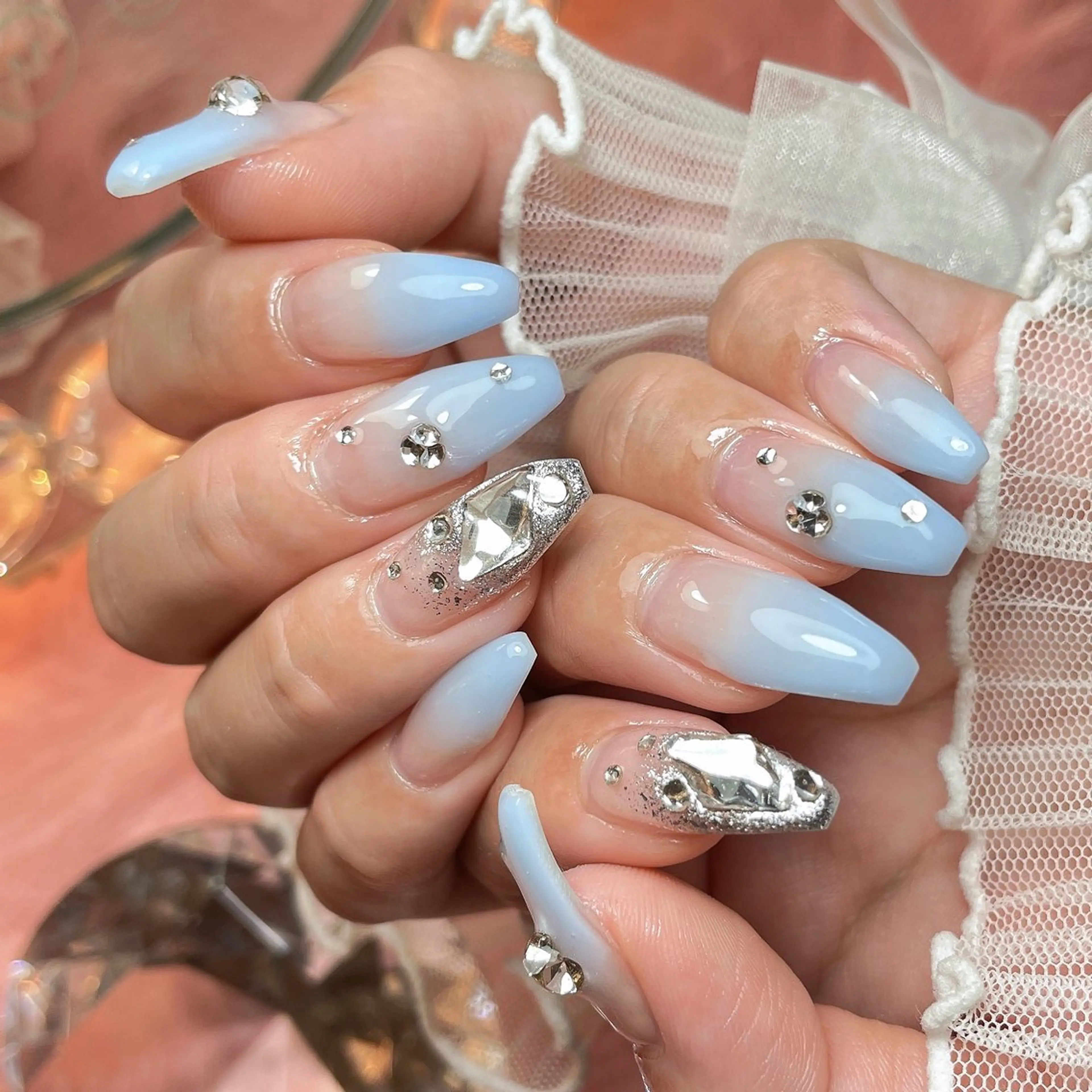 ネイル 23時まで❤︎韓国、 ワンホンネイルのネイルデザイン