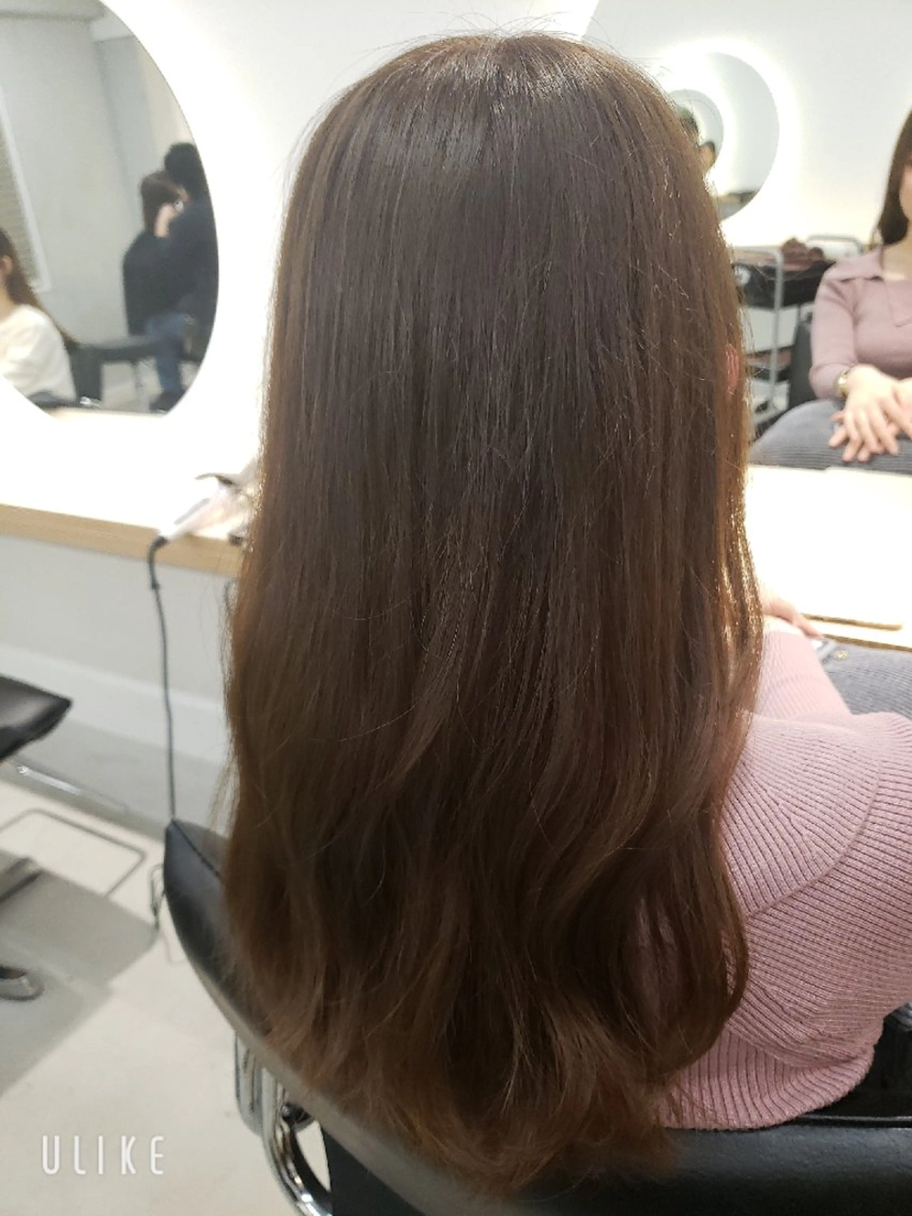 セミロング アッシュ カット ヘアカラー トリートメント 町田 築のヘアスタイル