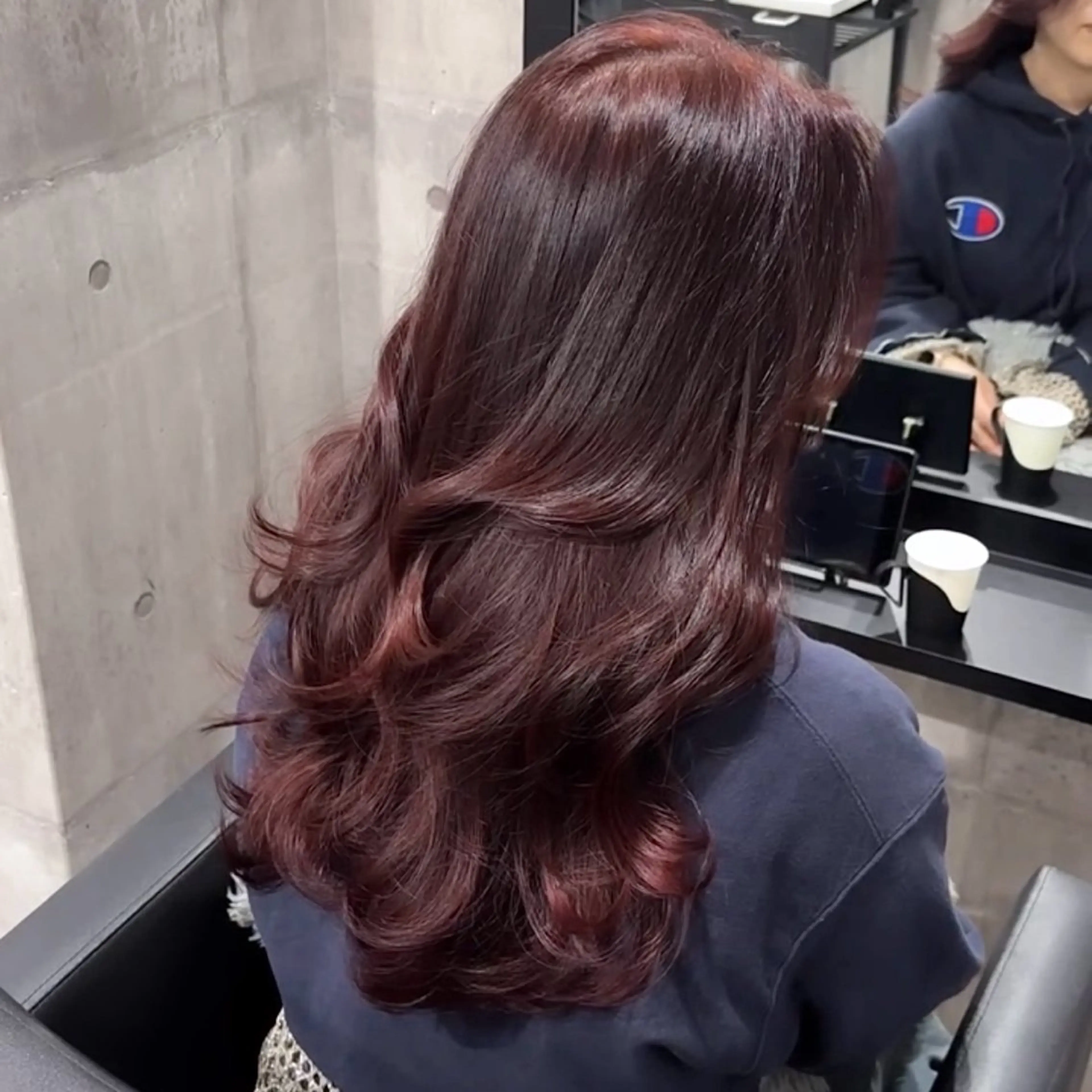 ロング カラー ブリーチ ダブルカラー ブリーチなしカラー トリートメント _WHITE +南海難波所属・YUMI YUMIのヘアスタイル