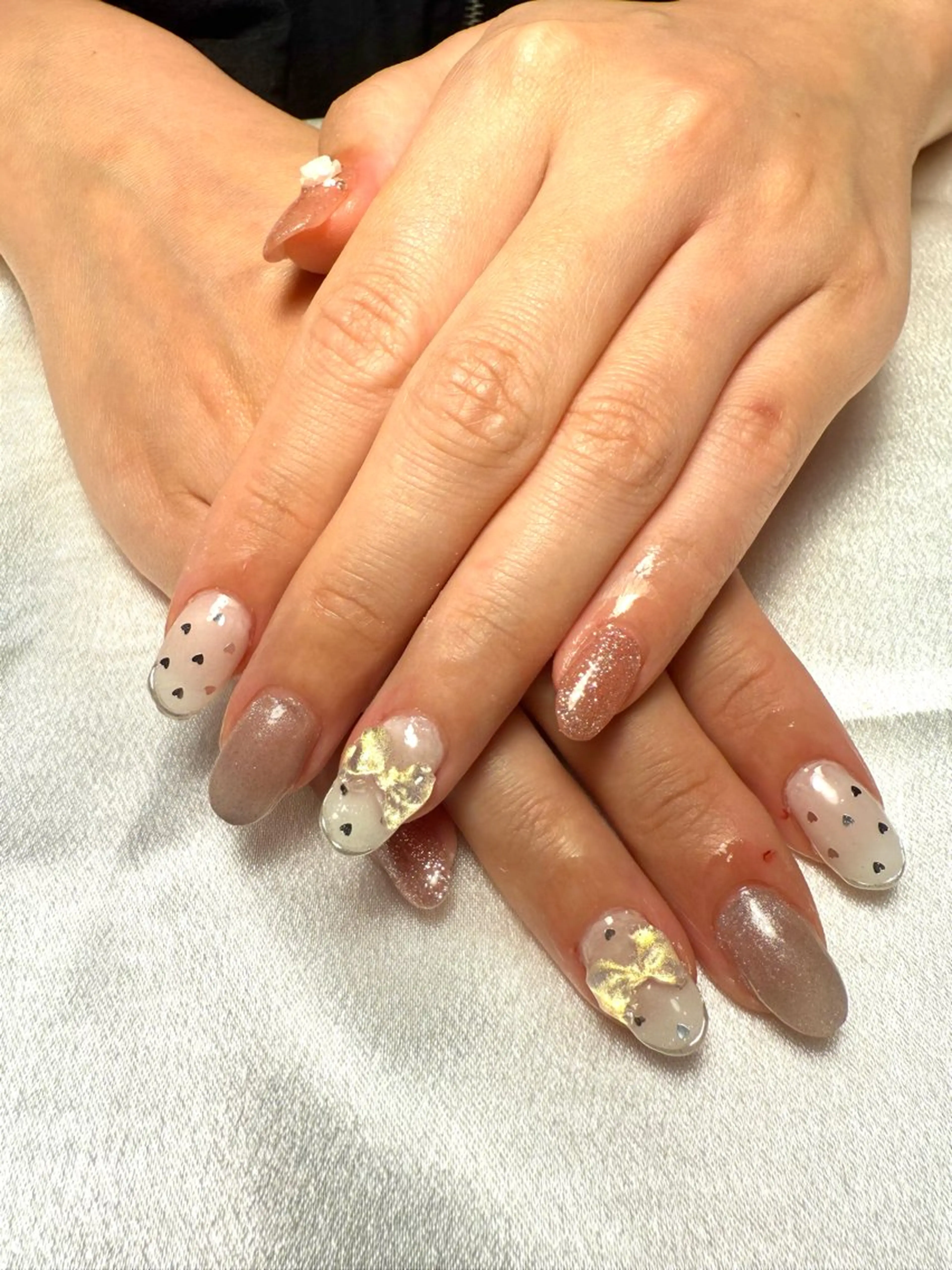 ネイル アートネイル フラッシュネイル フラッシュマグ キラキラネイル ミラーネイル ハンドネイル nail salon Estelleのネイルデザイン