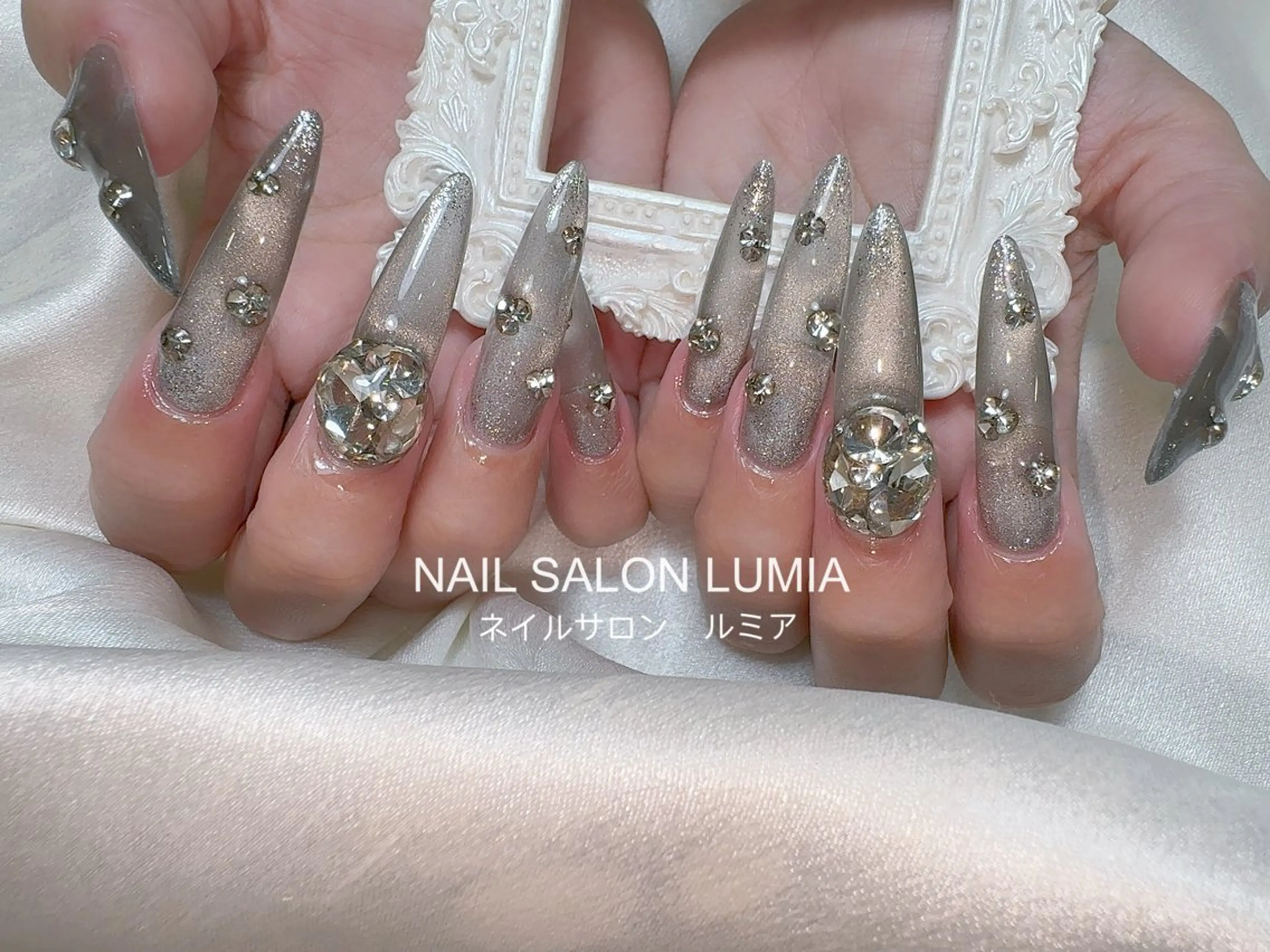 ネイル ハンドネイル ネイルサロン ルミア Lumia 店長のネイルデザイン