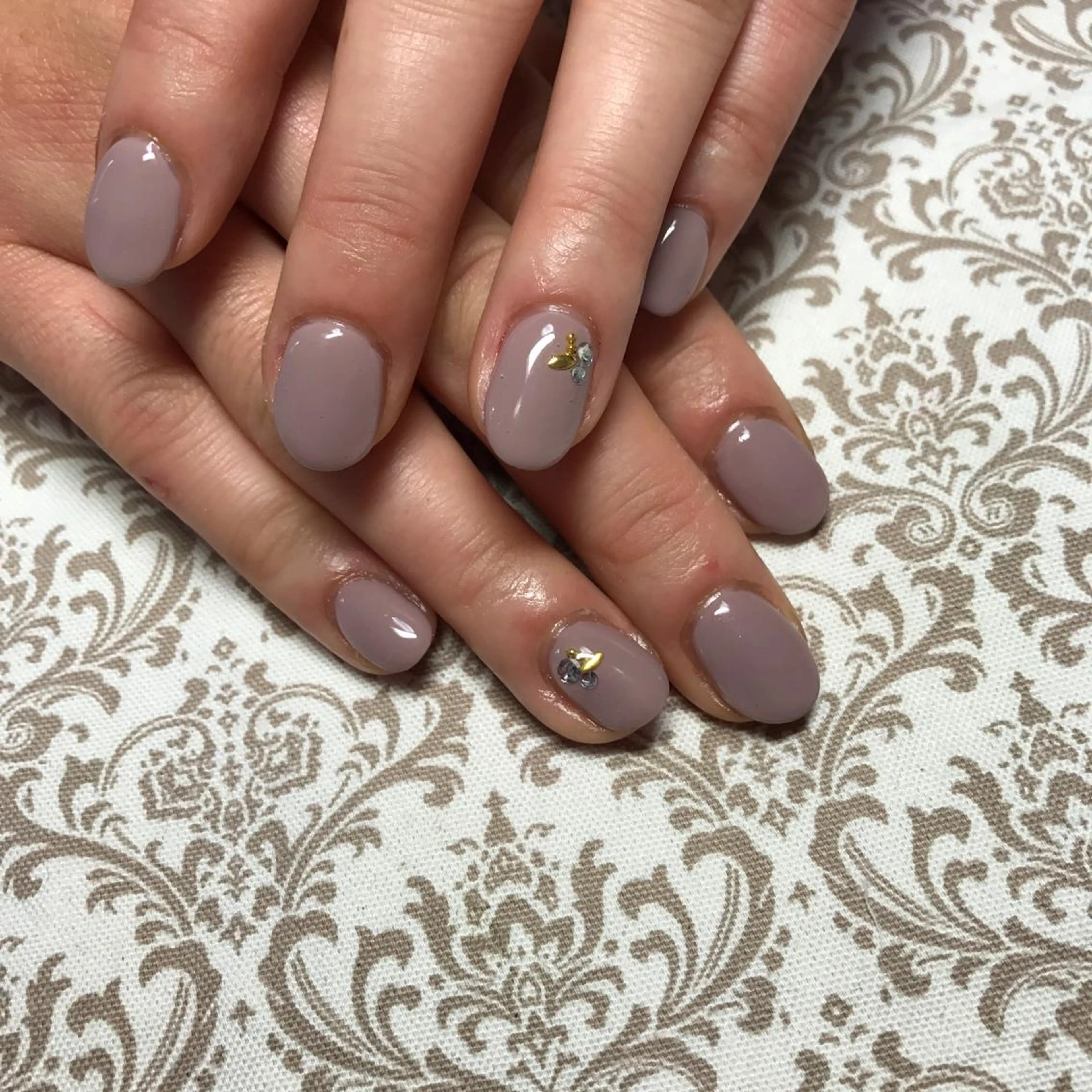 ネイル シンプルネイル COCO+所属・COCO +のエステ・リラクイメージ