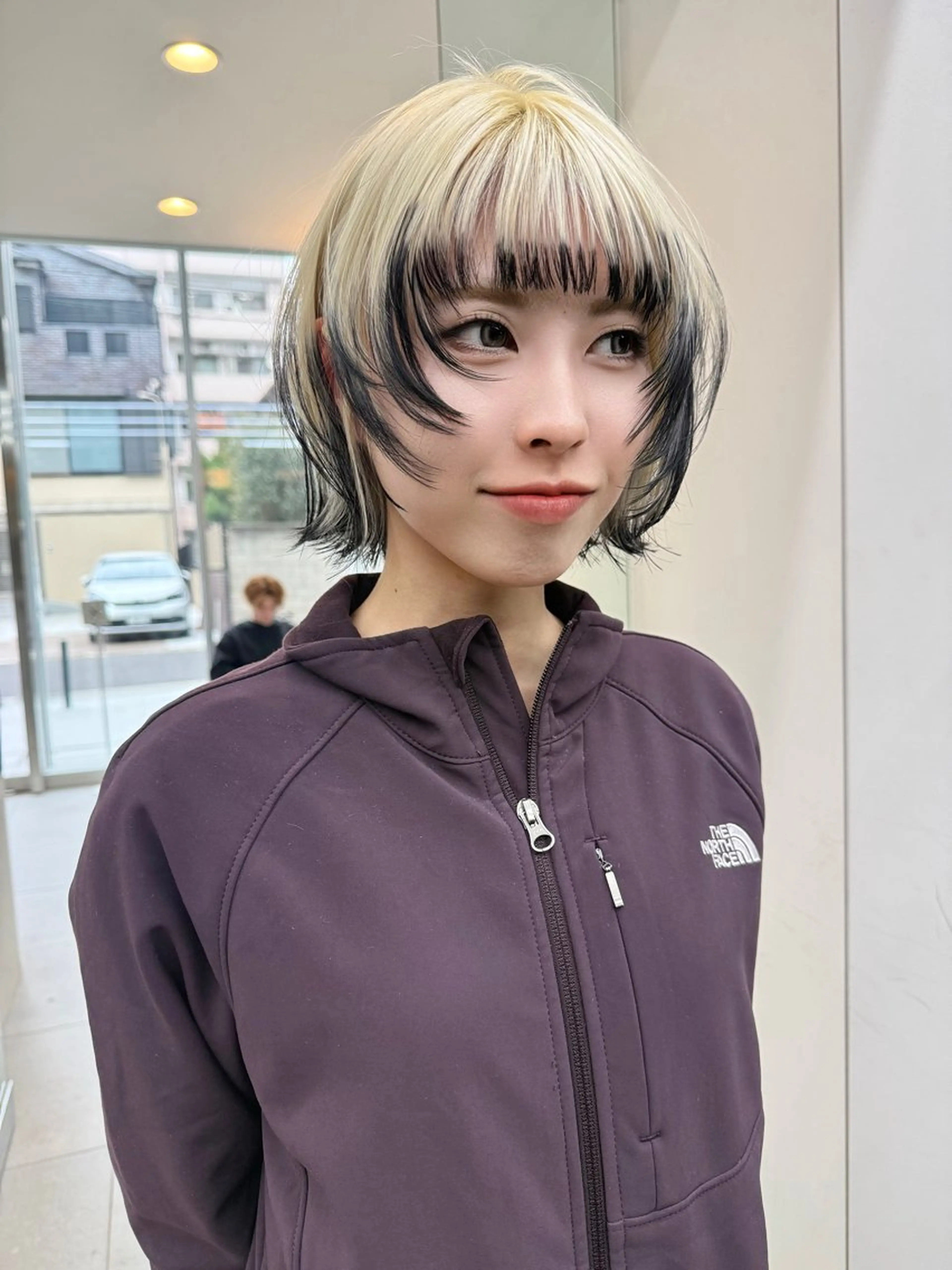 ミディアム カット ヘアカラー 大塚 夏生のヘアスタイル