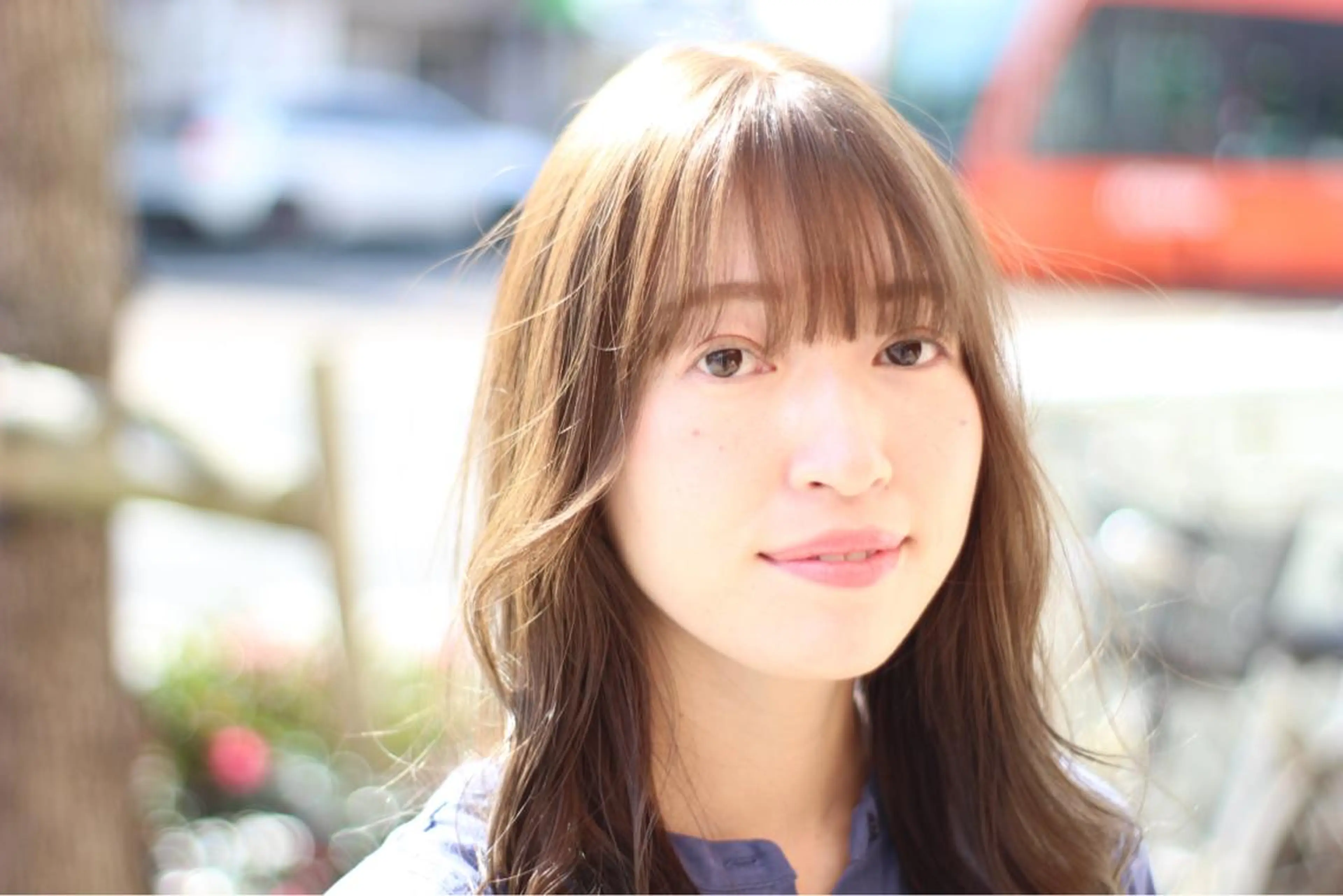 セミロング カラー Era Hatsuneのヘアスタイル