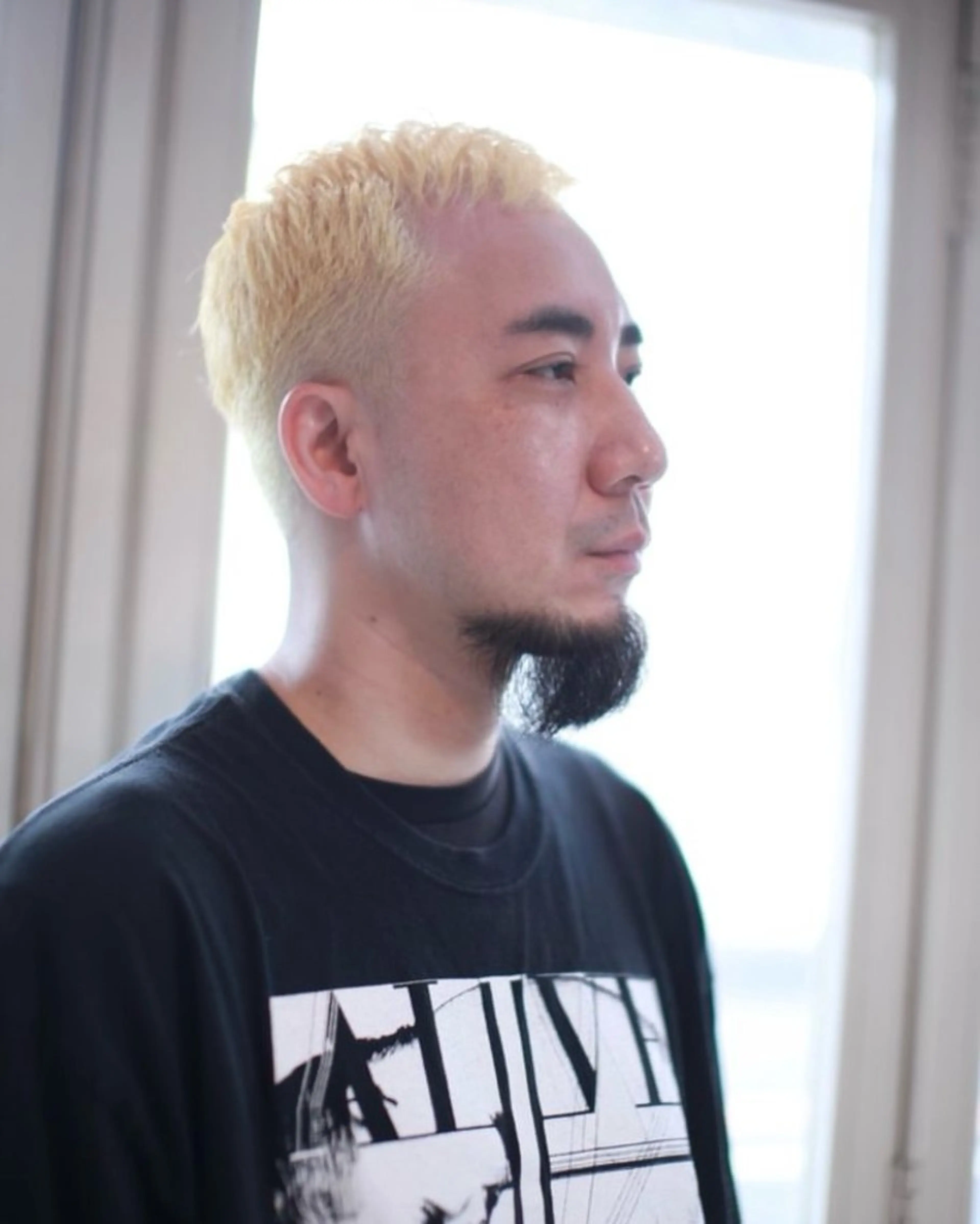 ショート カラー メンズ カット ヘアカラー トリートメント 大西 カズマのヘアスタイル