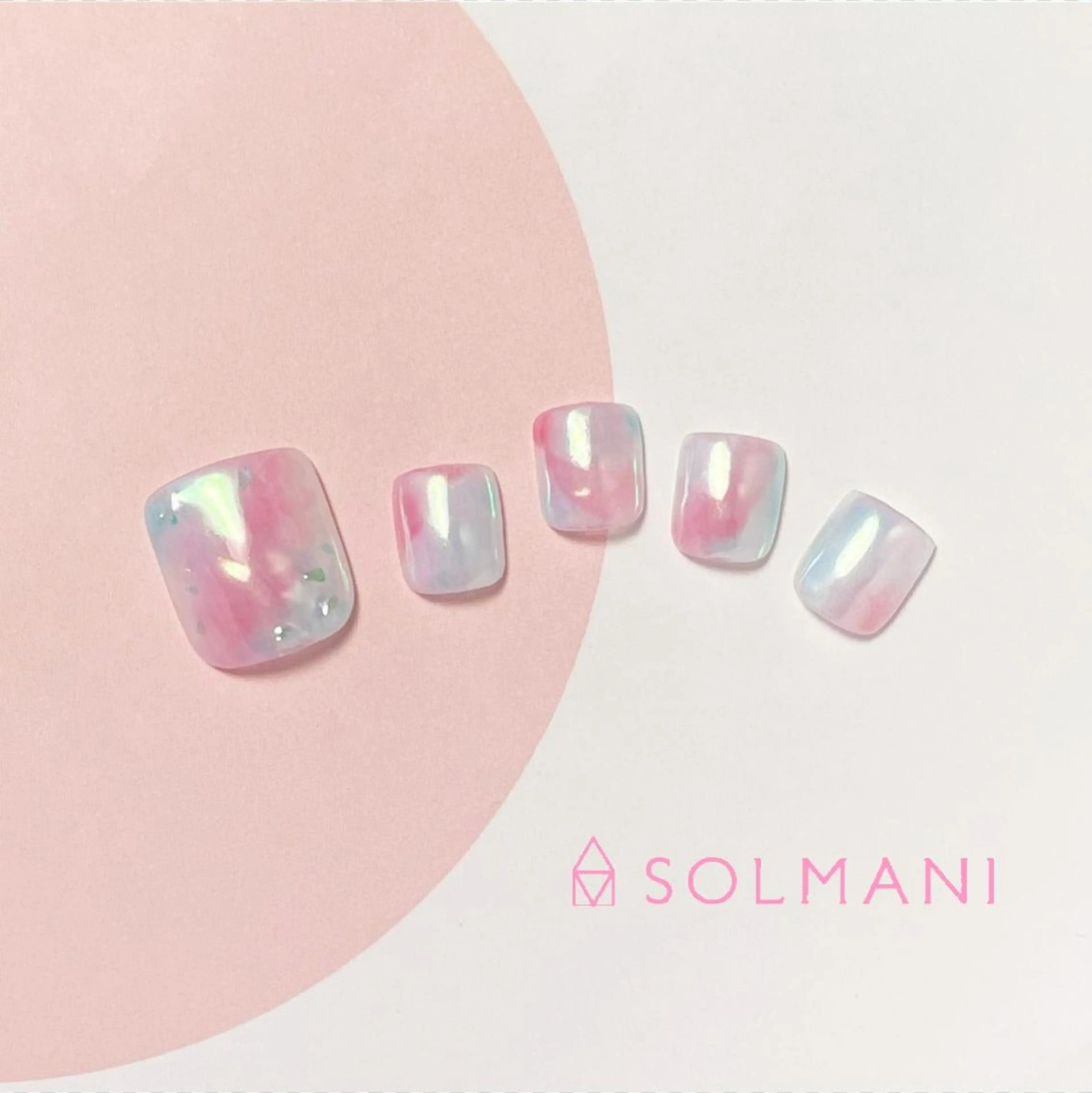 ネイル オーロラネイル フットネイル SOLMANI 予約担当のネイルデザイン