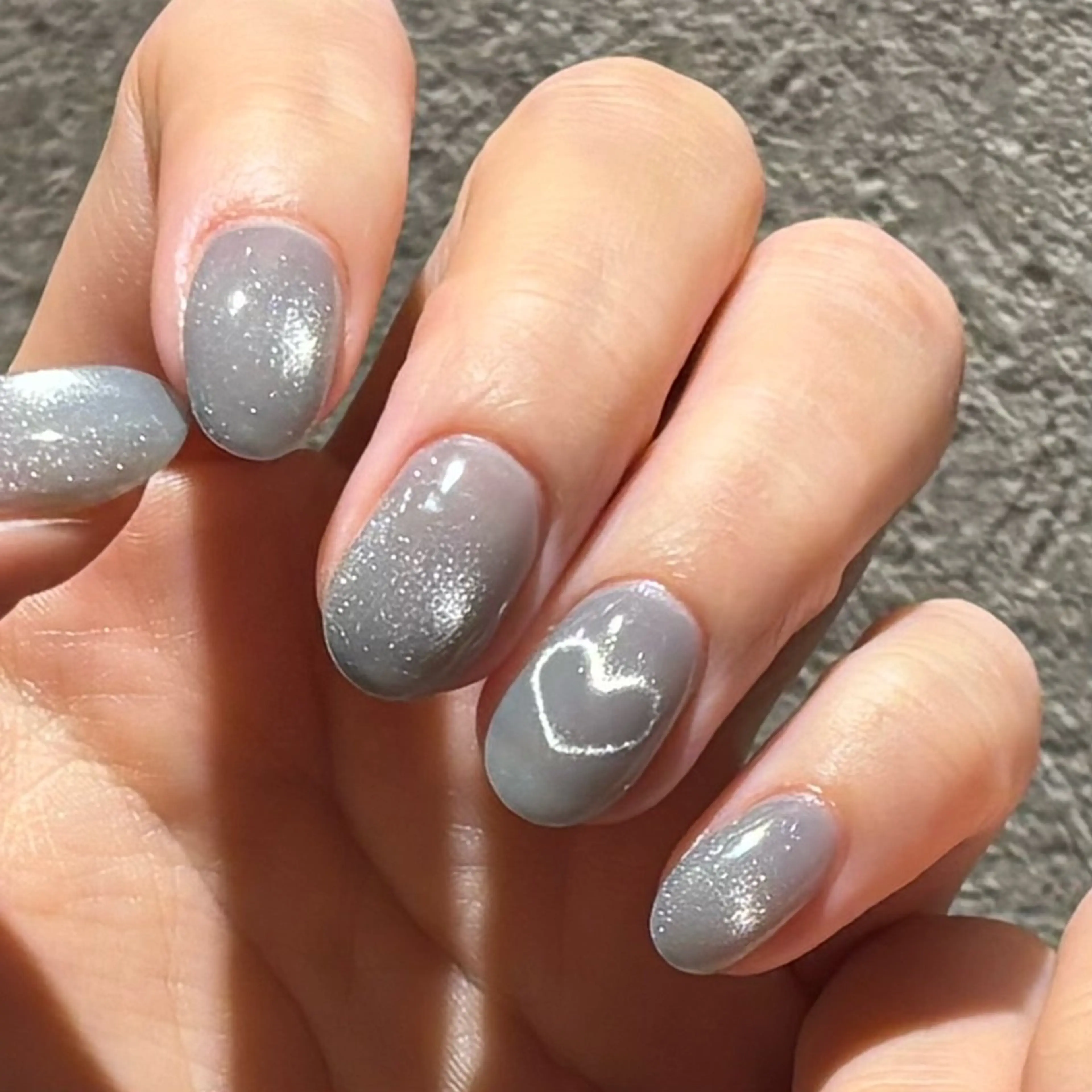 ネイル ジェルネイル ハート マグネットネイル ワンカラーネイル パラジェル ハンドネイル Huea所属・パラジェル / マグネット/AYAのネイルデザイン