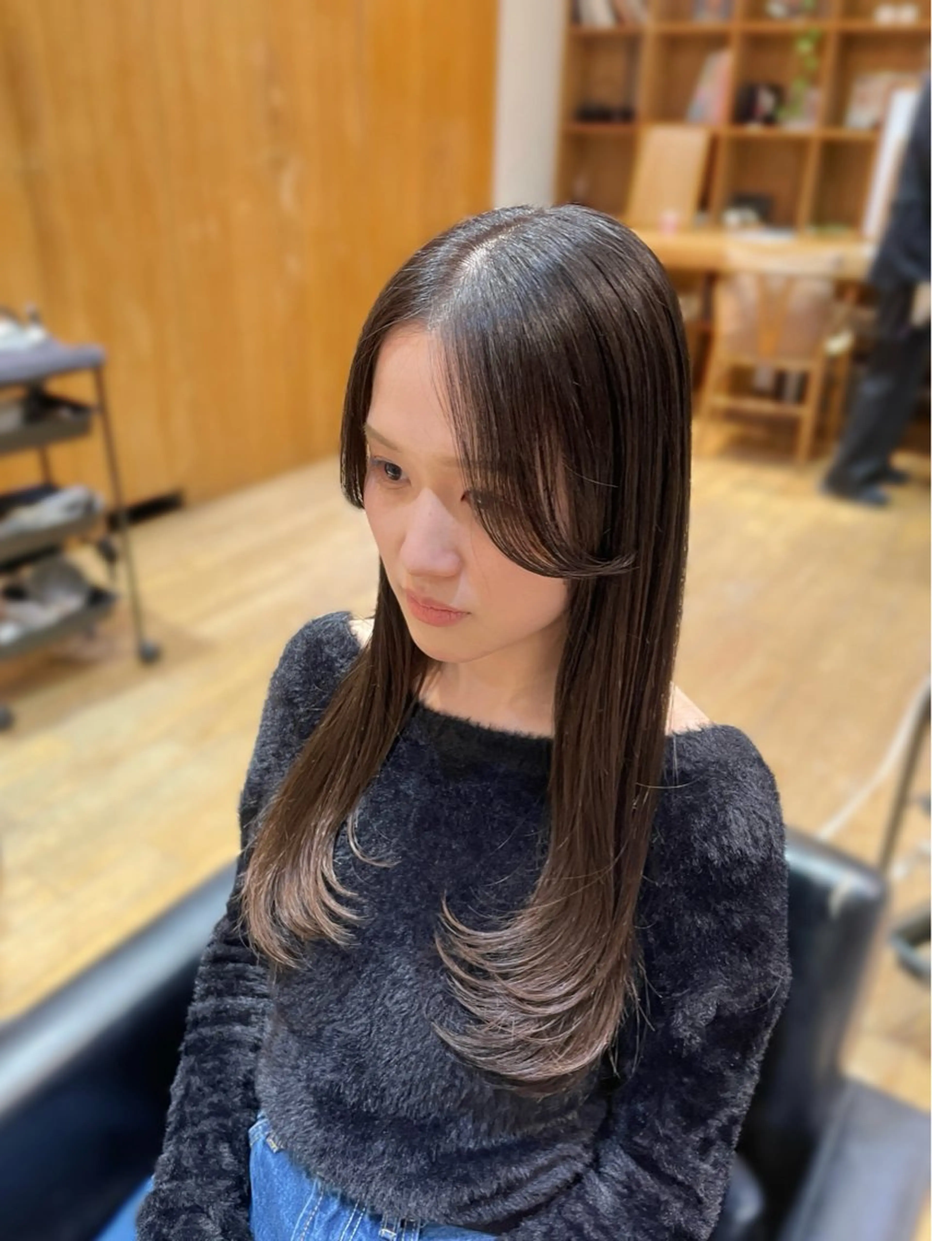 ロング カラー パーマ アッシュ アッシュブラウン ブラウンカラー 透明感カラー 縮毛矯正 カット ヘアカラー 縮毛矯正 縮毛矯正/レイヤー 🌙児玉光瑠のヘアスタイル