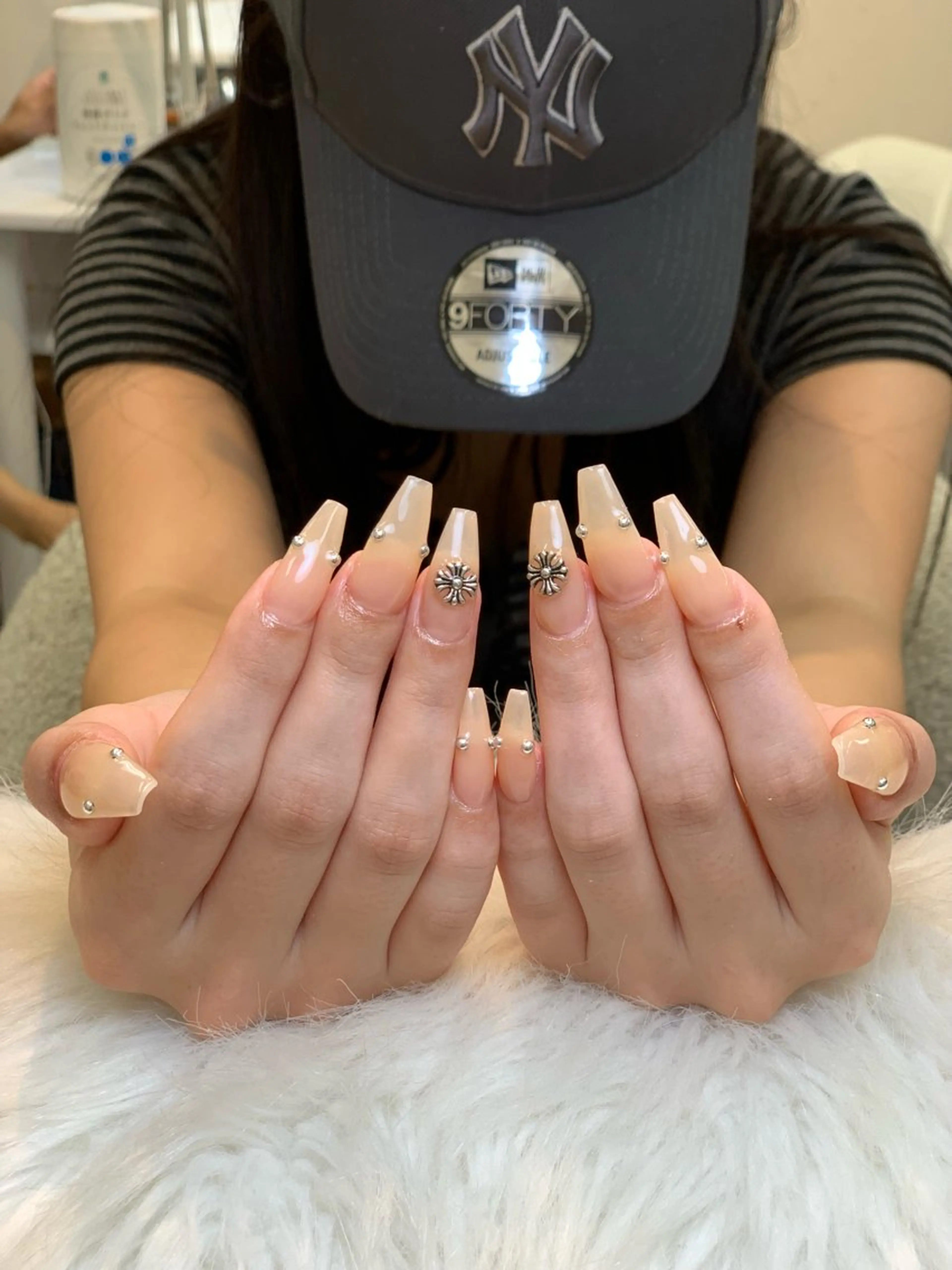 ネイル アートネイル 長さ出し ジェルネイル ニュアンスネイル ハンドネイル Cloudy Chan Nailのネイルデザイン