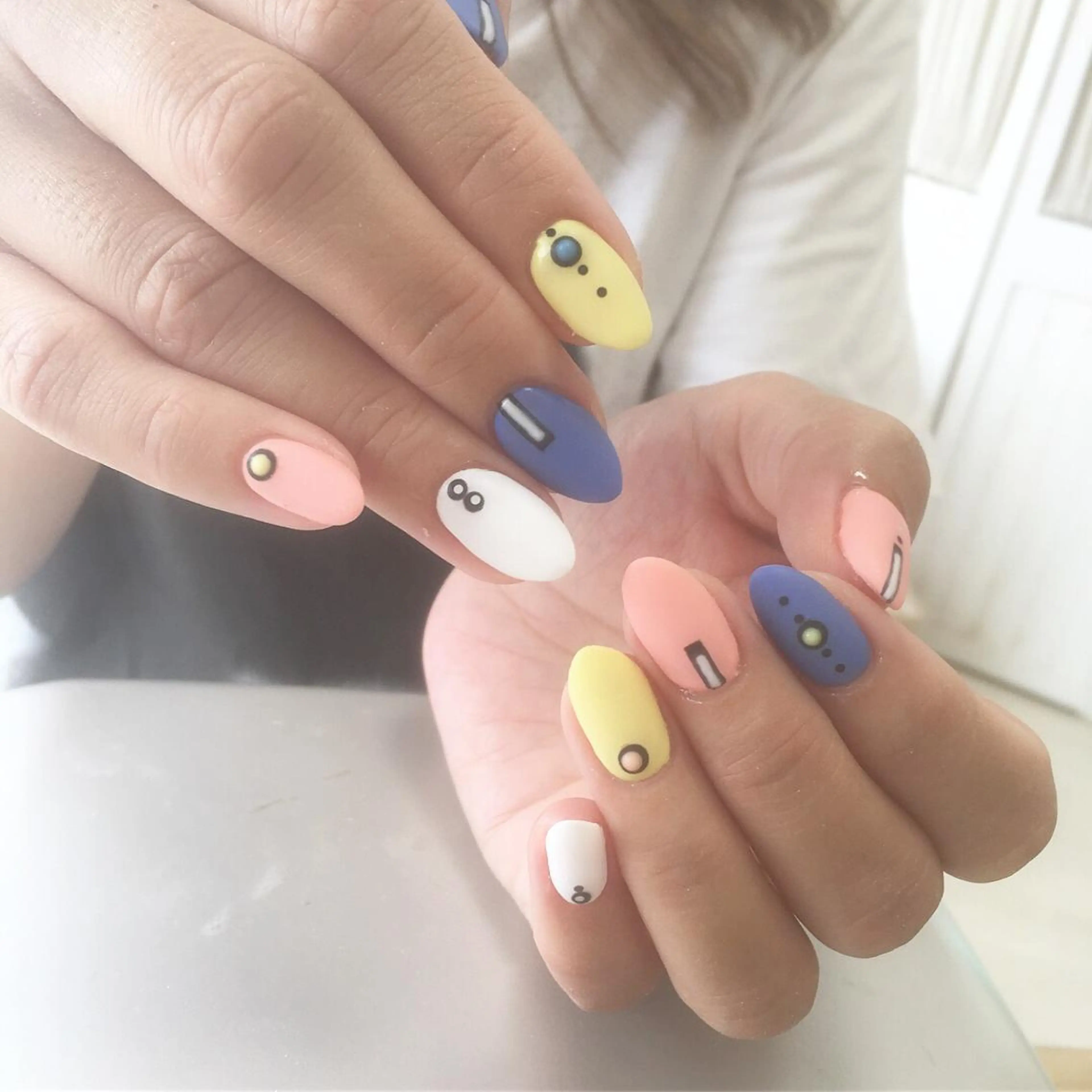 ネイル マットネイル Petit Fleur所属・青柳 亜梨奈のマツエク・マツパデザイン