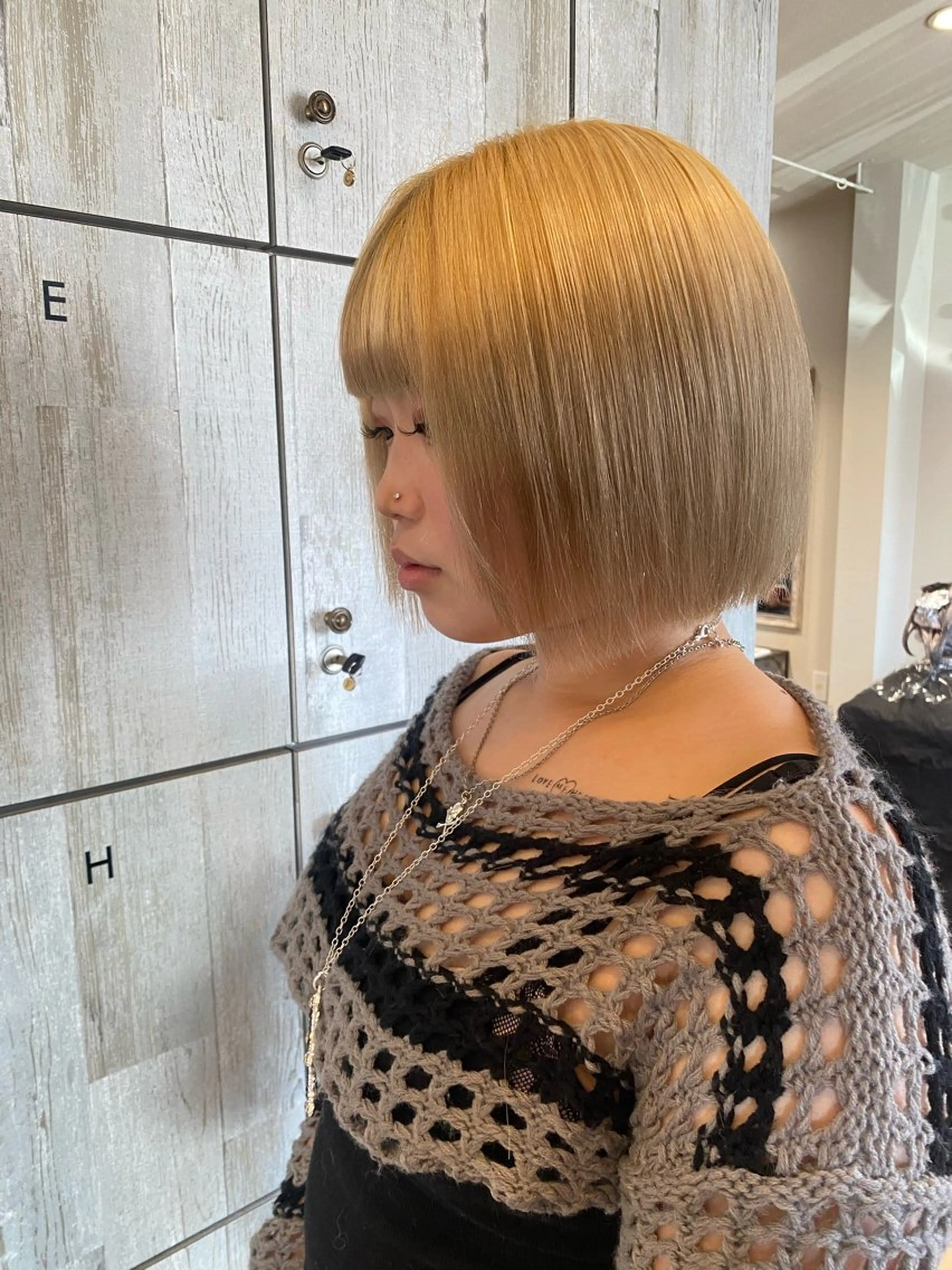 ショート カラー あいさ🤍ムラ無しカ ラー🤍のヘアスタイル