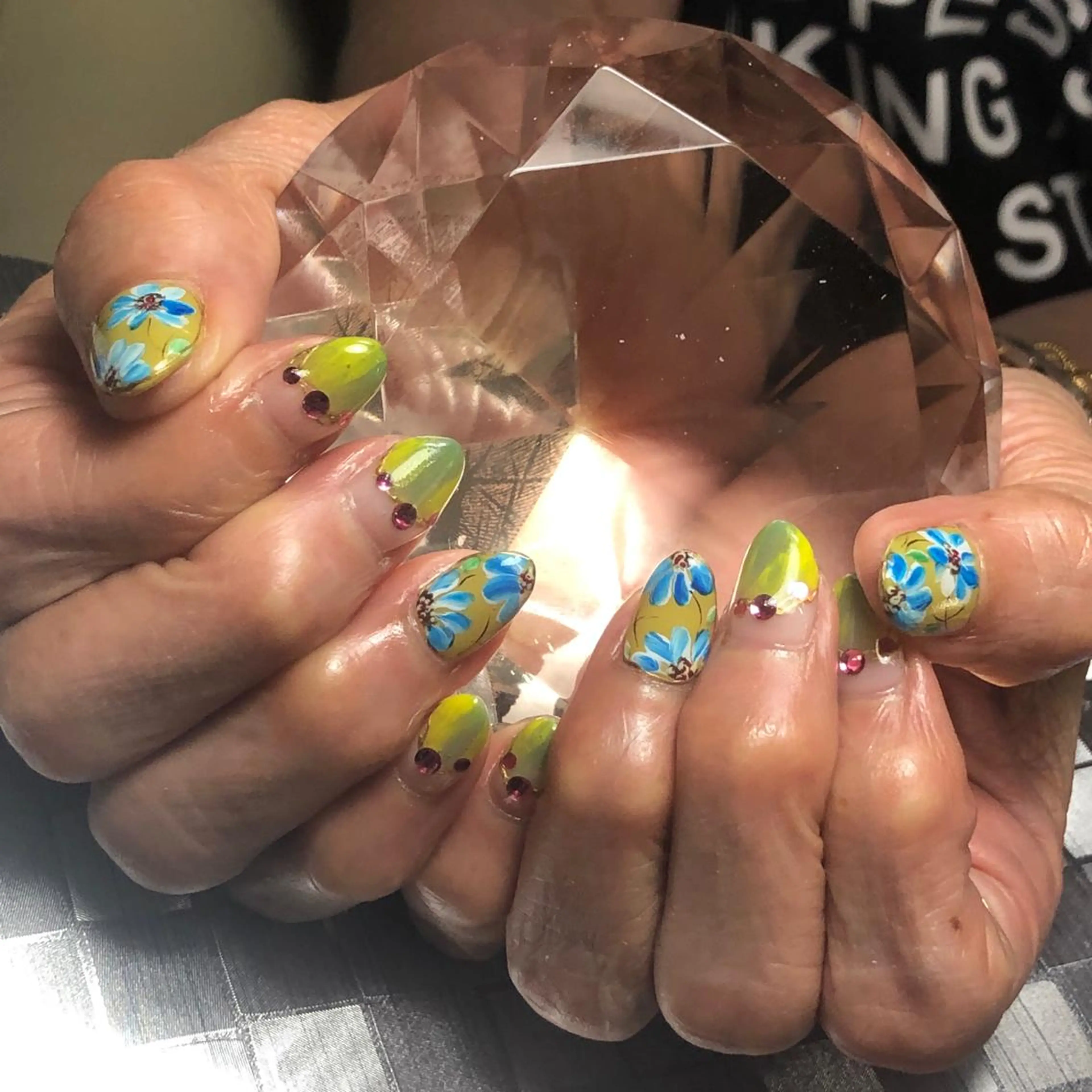 ネイル Regulus 西川のネイルデザイン