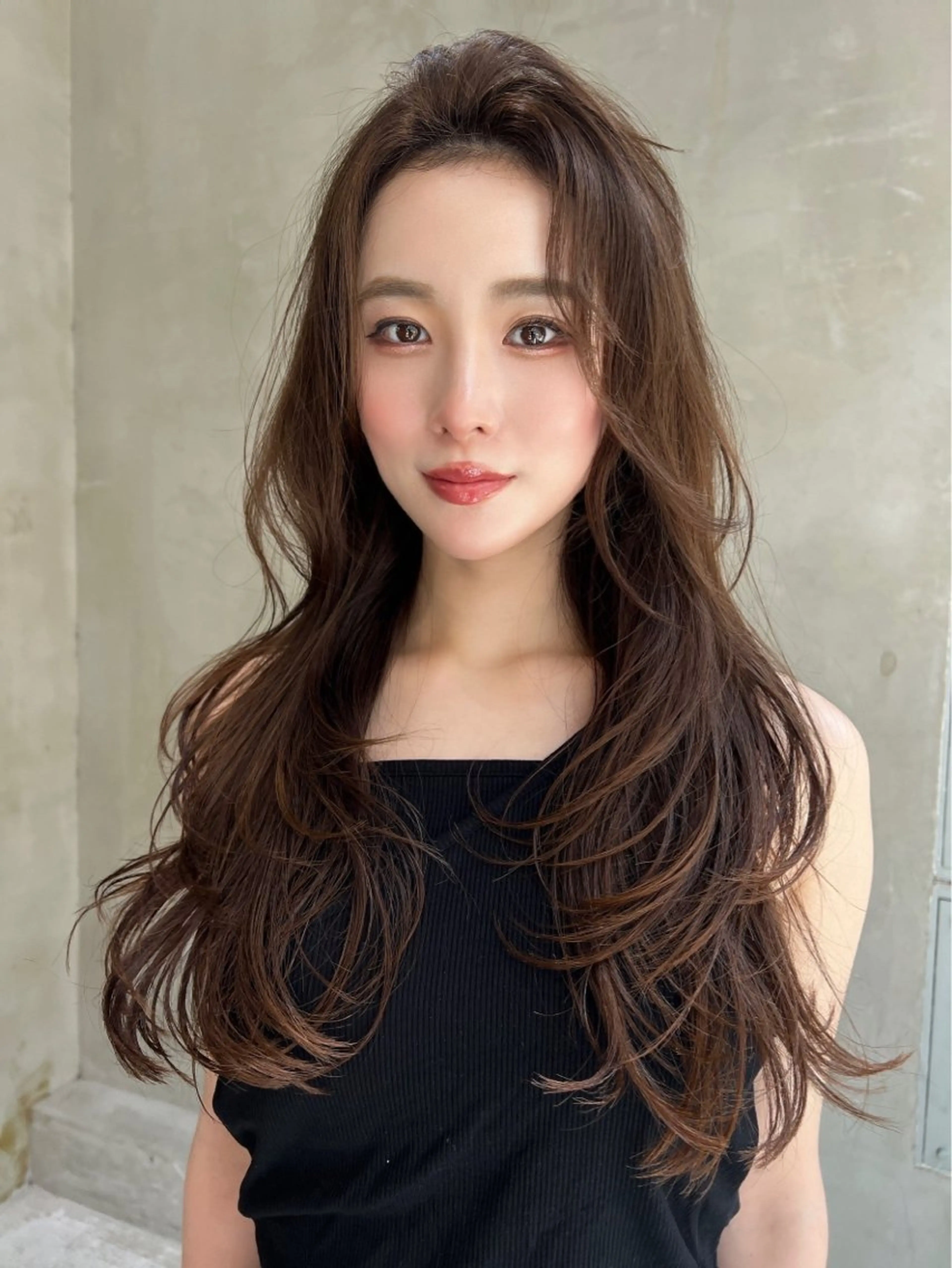 ロング カラー レイヤーカット MUSASHI ブリーチカラー◎のヘアスタイル