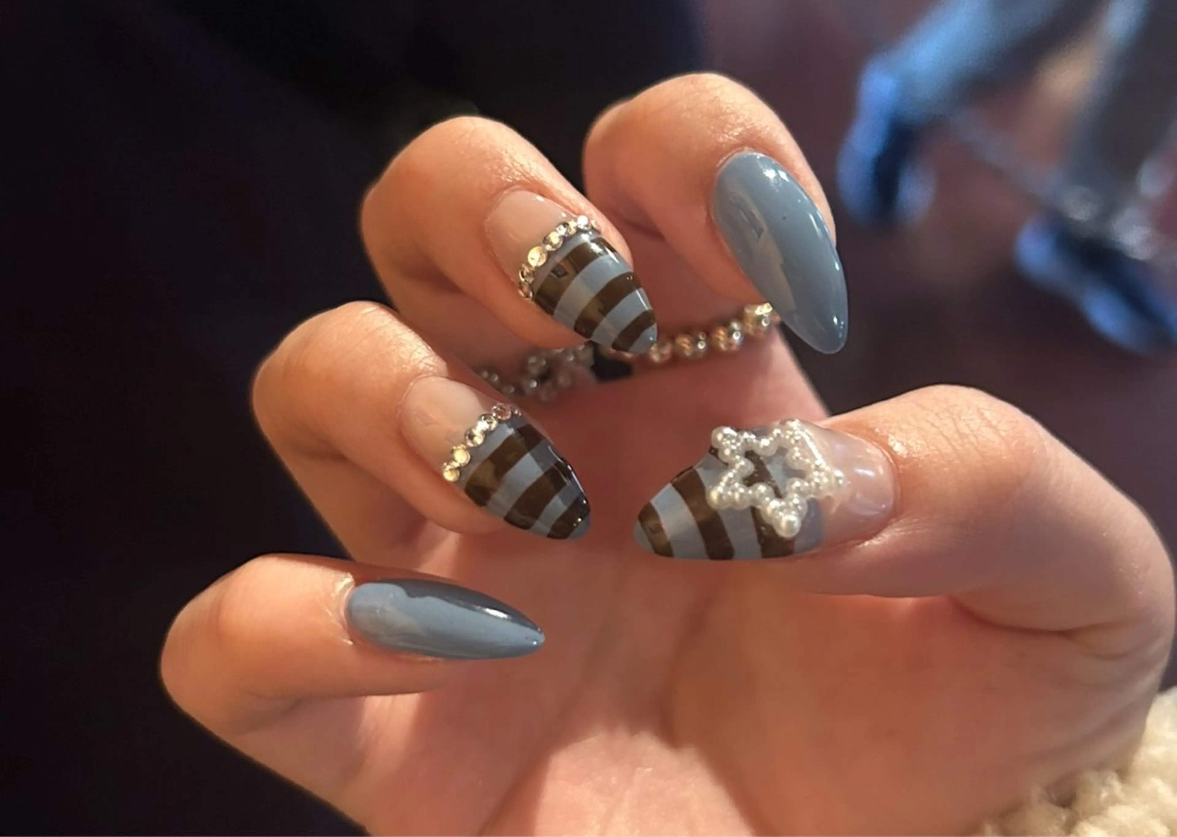 ネイル ハンドネイル Nail AVANCE.所属・濱田 こはるのネイルデザイン