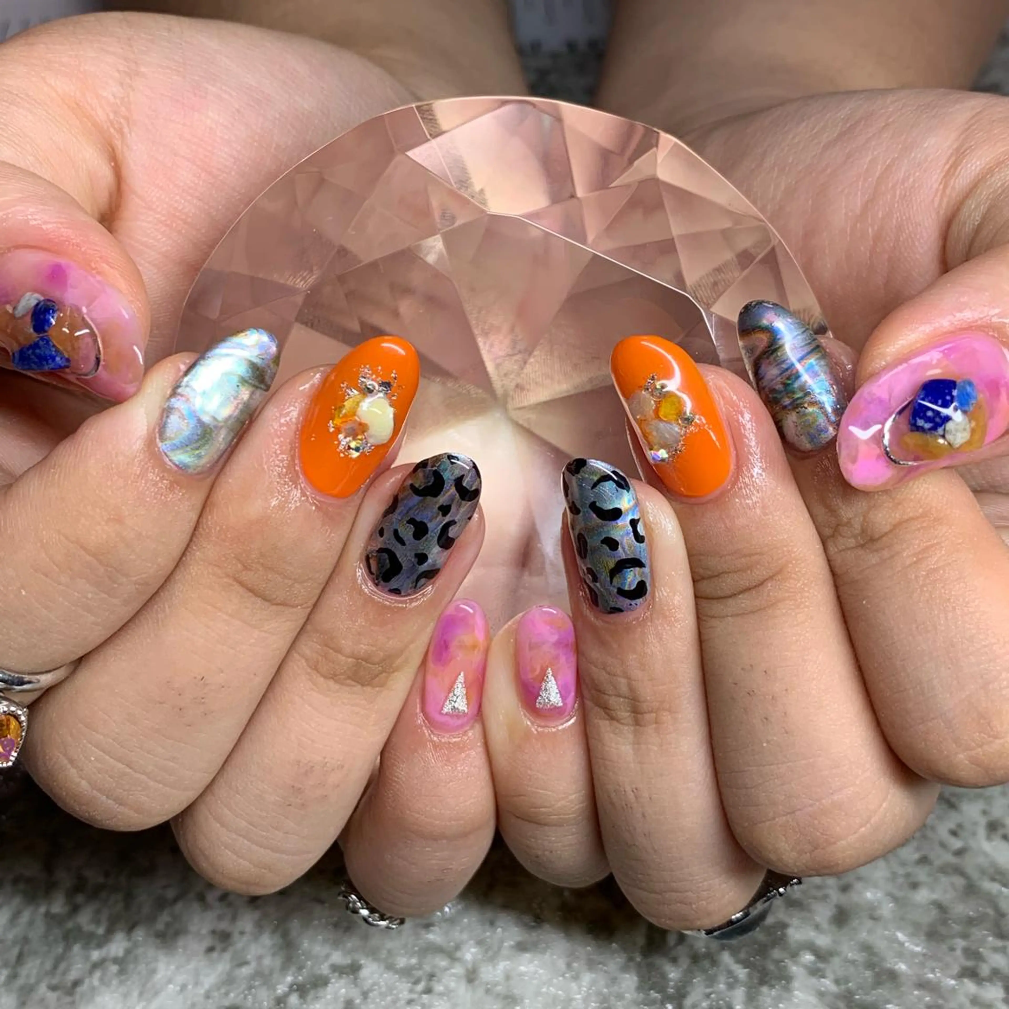 ネイル RuxuryNail ／RiAnnaのネイルデザイン