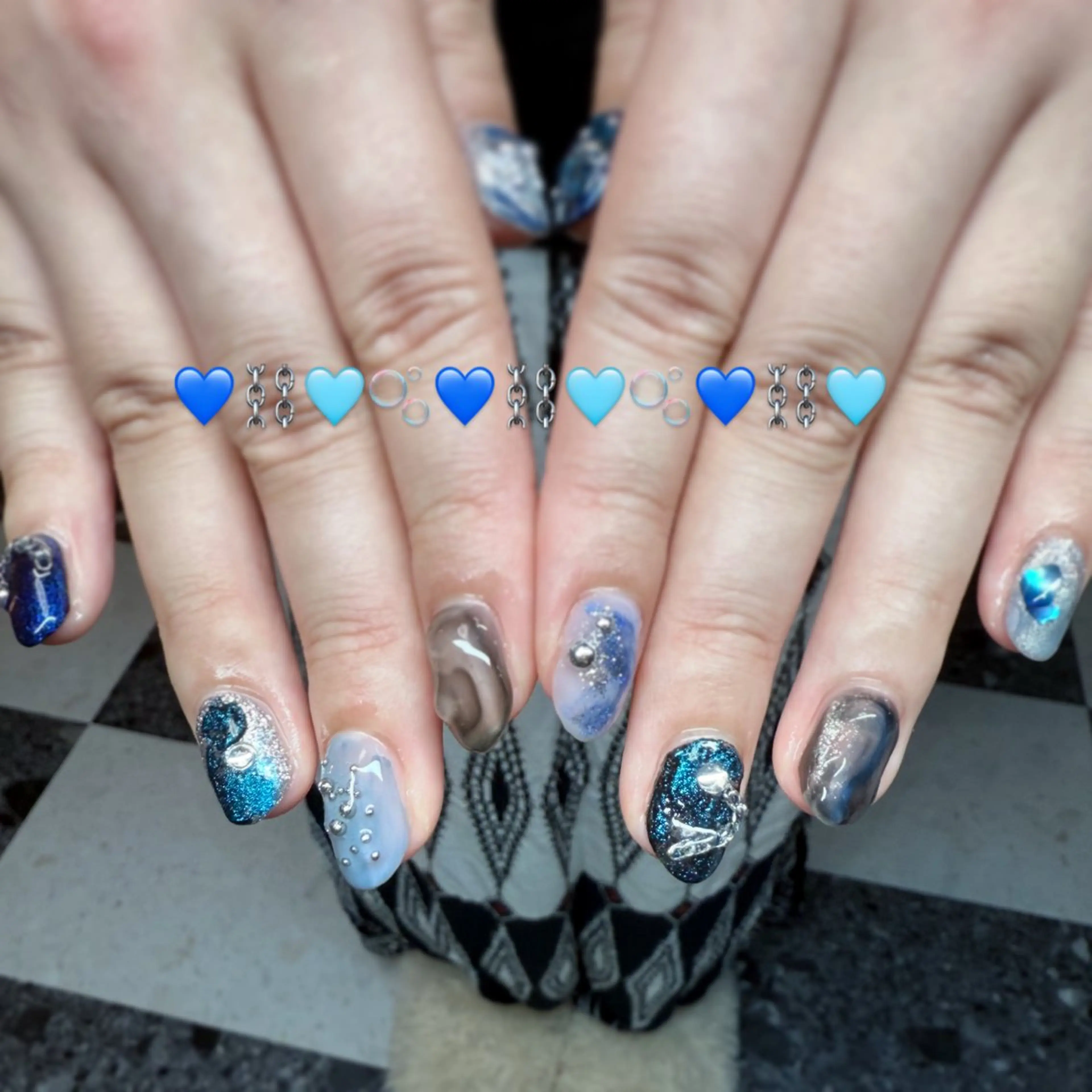 ネイル ブルー シンプルネイル ハンドネイル posa nail モエミのネイルデザイン