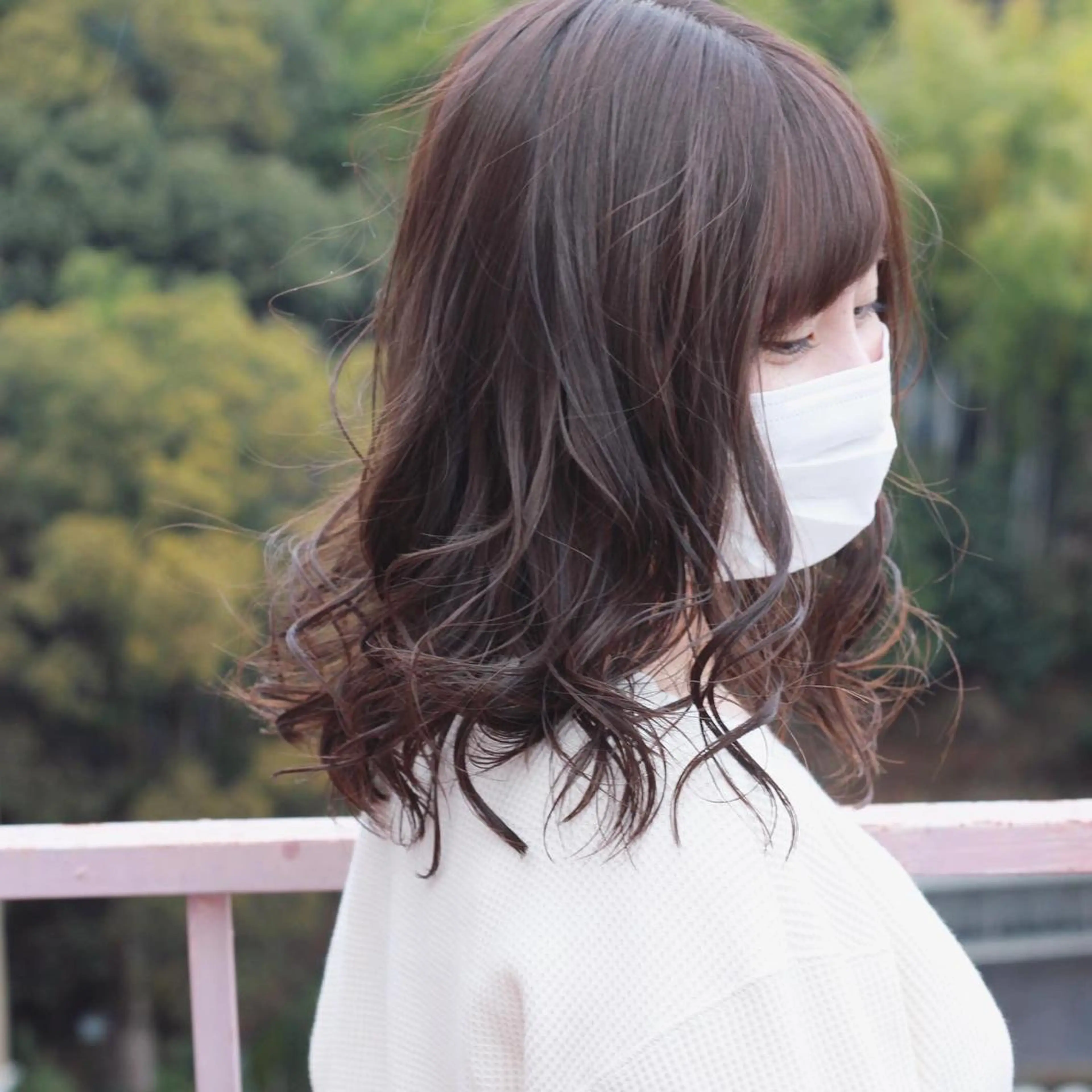 ミディアム カラー ベージュカラー カット ヘアカラー Viage （ビアージュ）のヘアスタイル