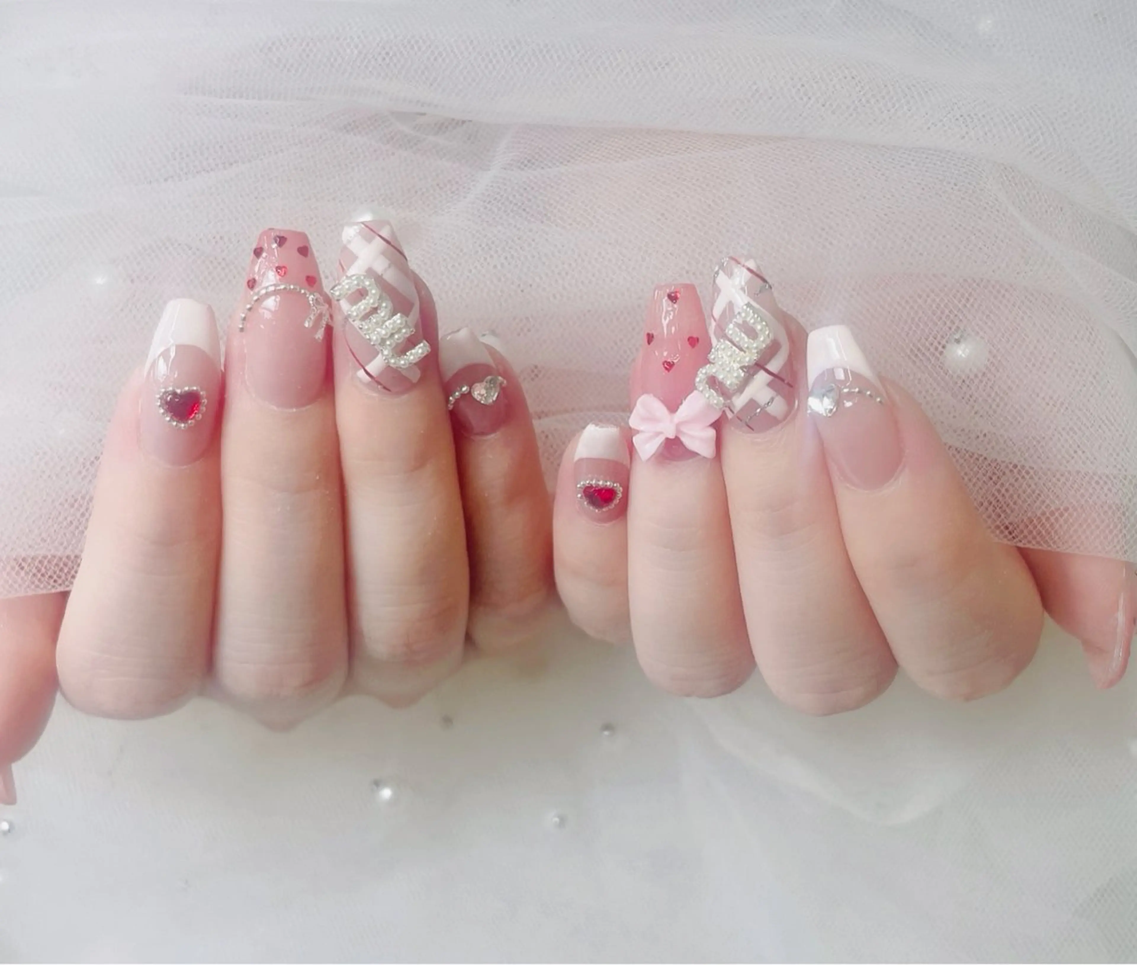 ネイル チョウ チョウのネイルデザイン