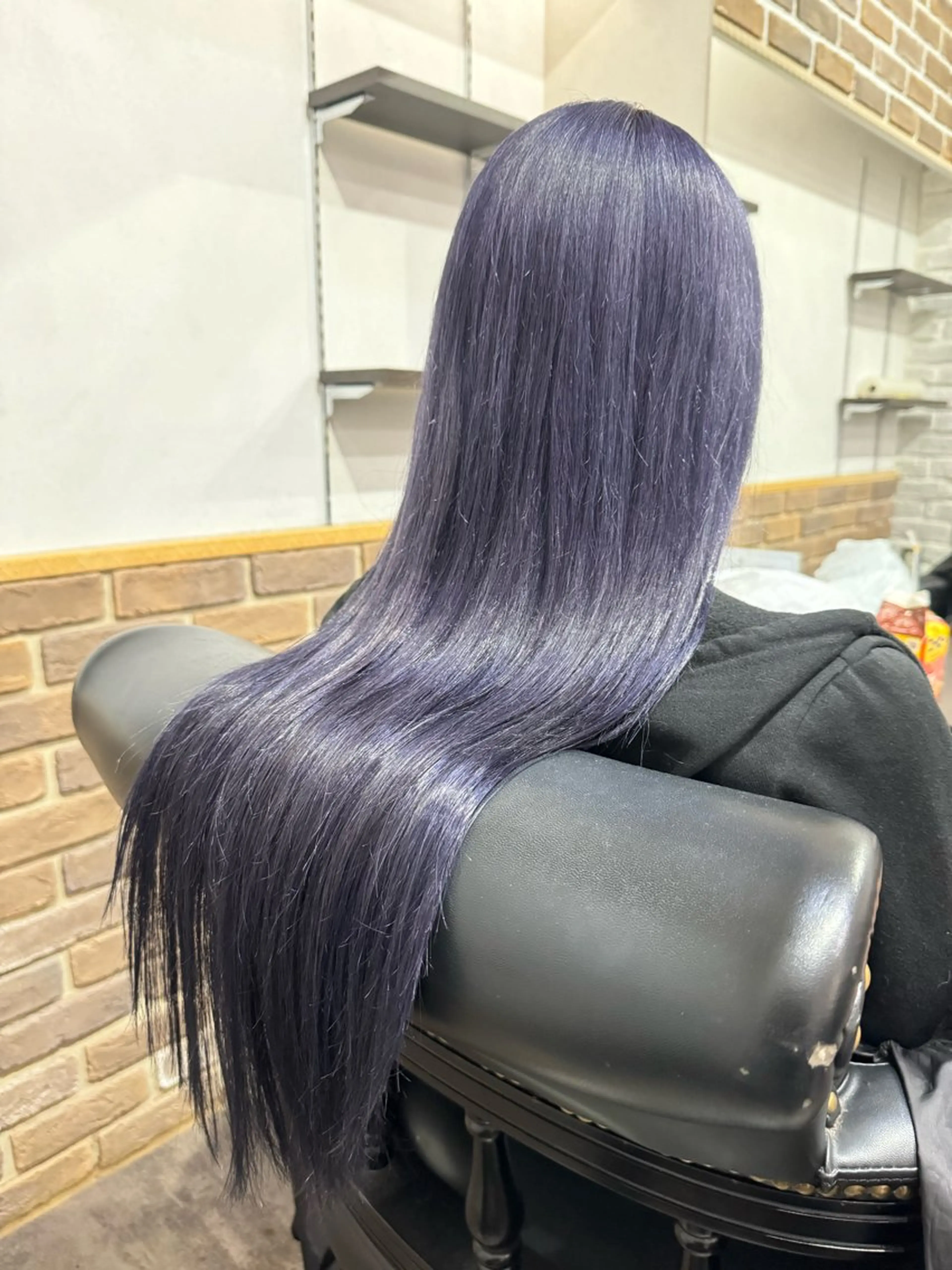 セミロング カラー ブルーカラー ブルージュ ラベンダーカラー レイヤー/艶カラー 🫧守利のヘアスタイル