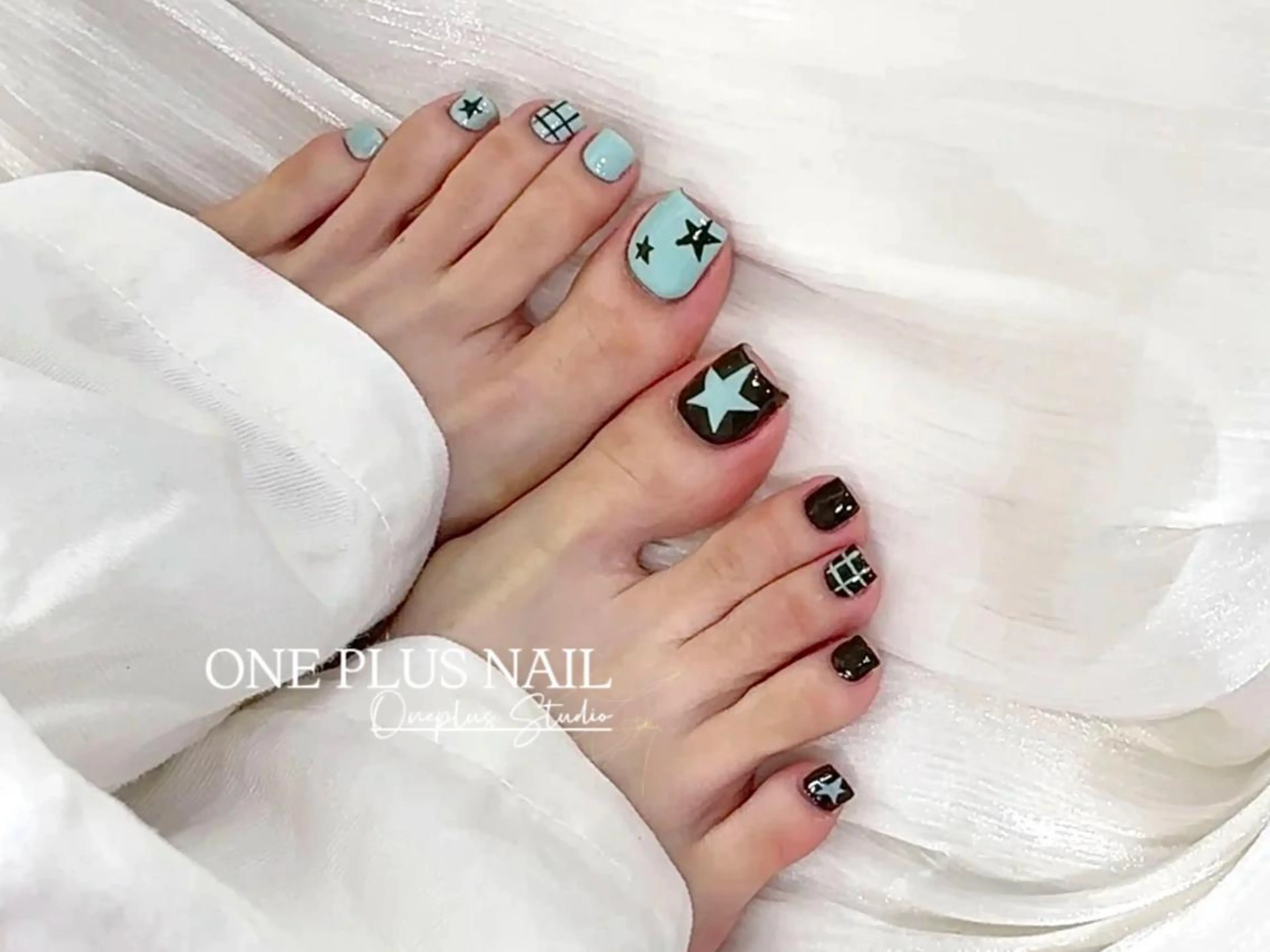 ネイル アートネイル オーロラネイル ガーリー キラキラネイル 韓国ネイル haruka 🧸のネイルデザイン