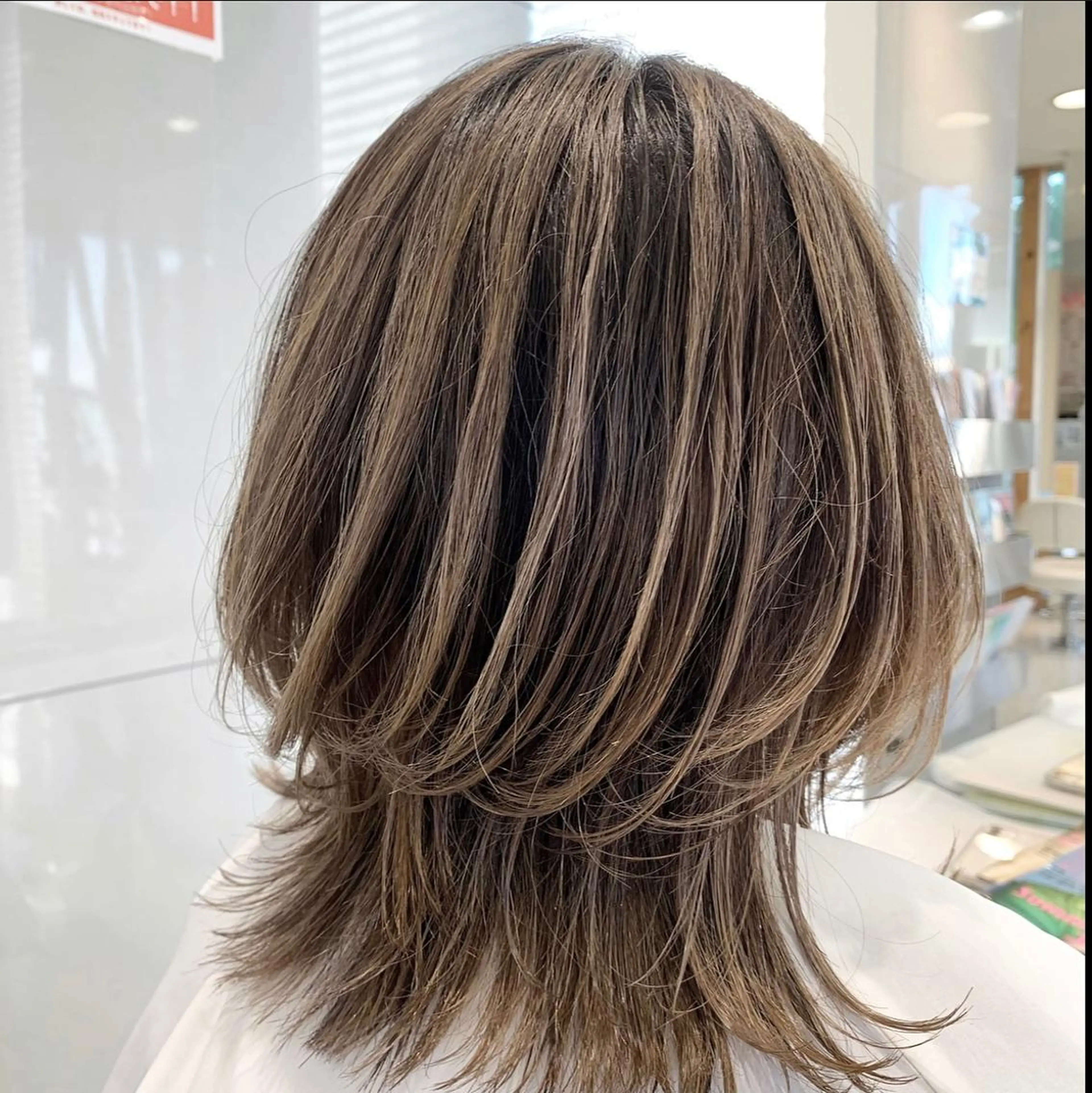 セミロング 山下竣介 ヘアカラー専門美容師のヘアスタイル