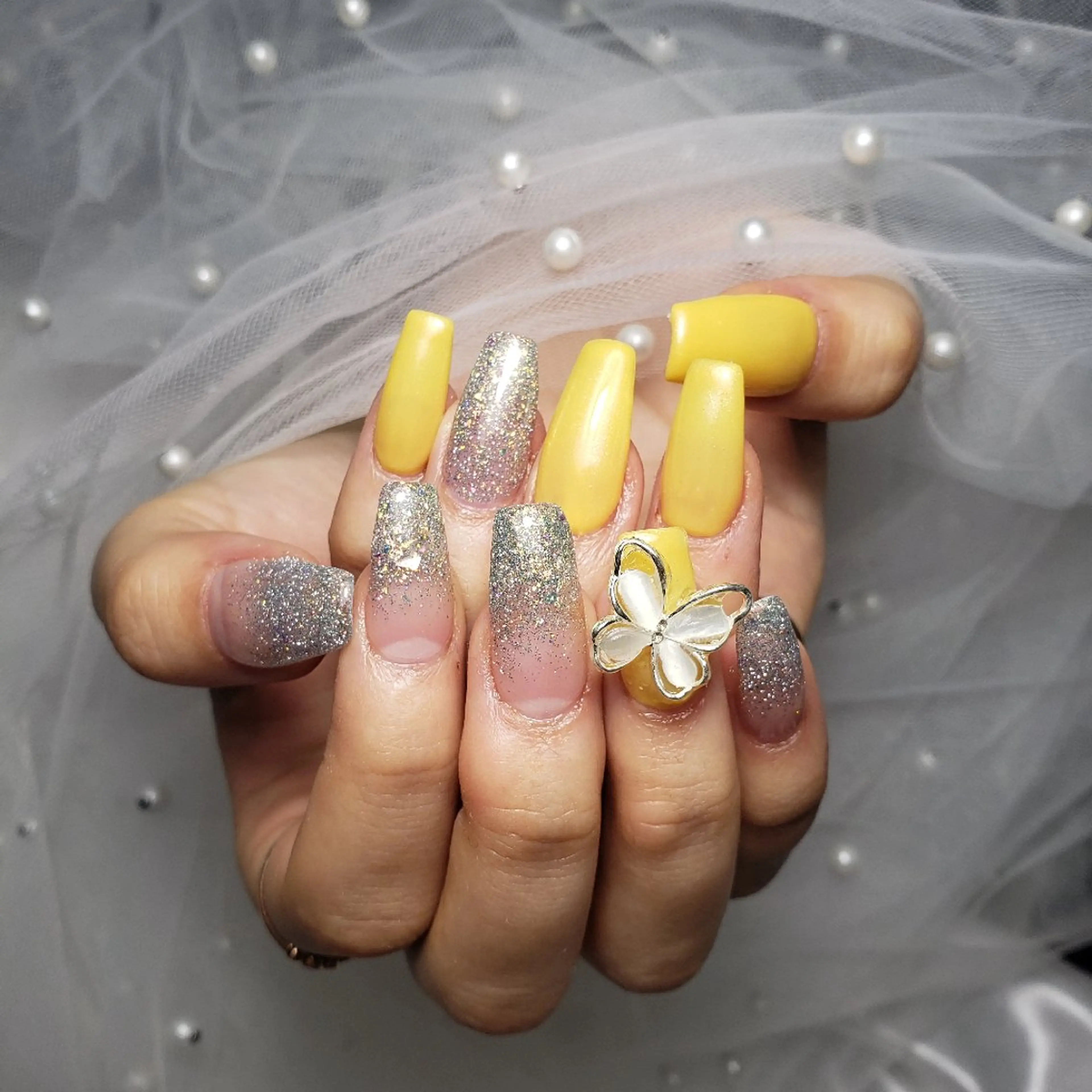 ネイル ビジュード ネイルのネイルデザイン