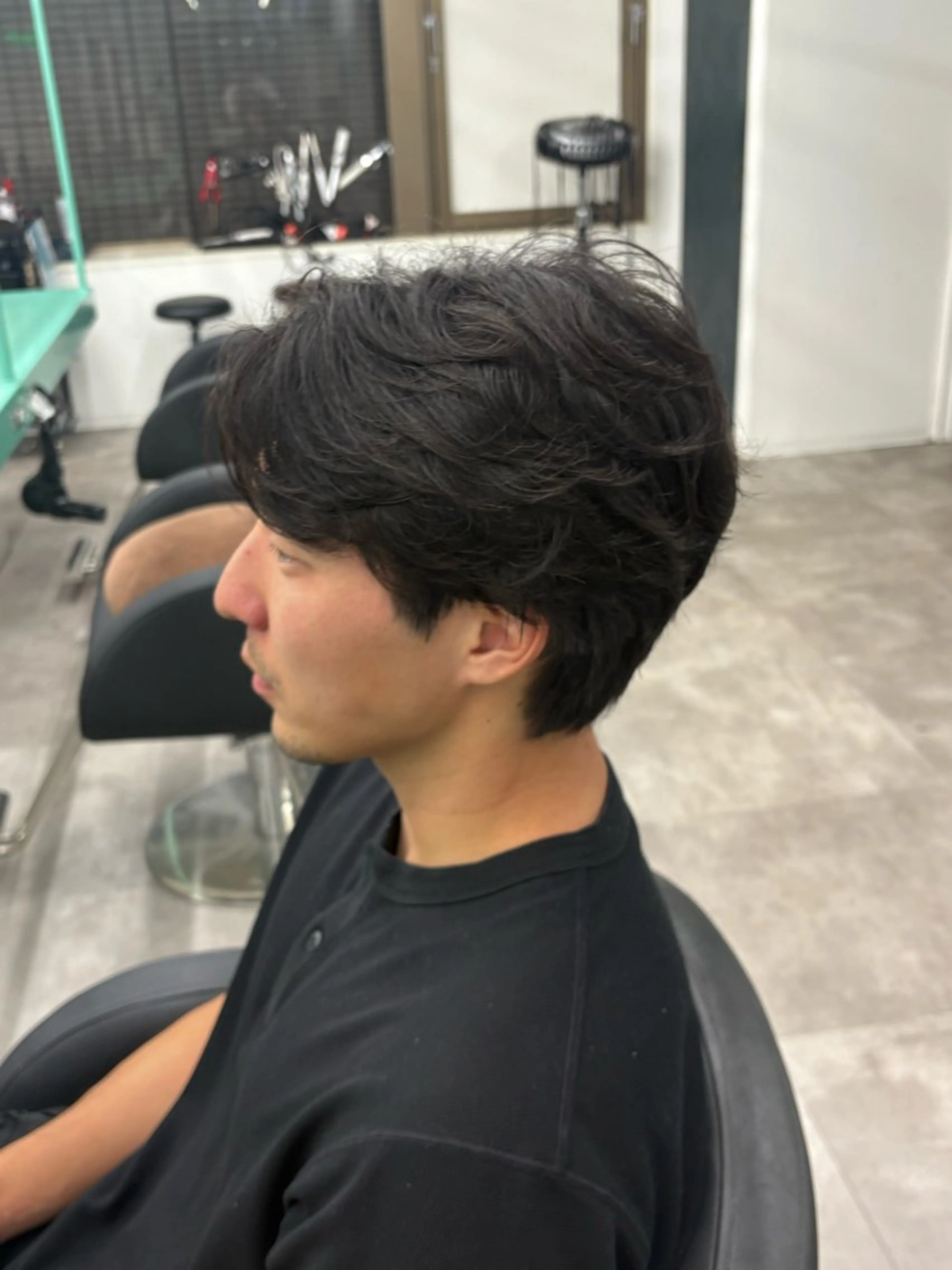 ミディアム パーマ メンズ カット パーマ トリートメント ヘッドスパ ヘアセット 川崎1メンズパーマ師 🌀岩﨑弘成🌀のヘアスタイル