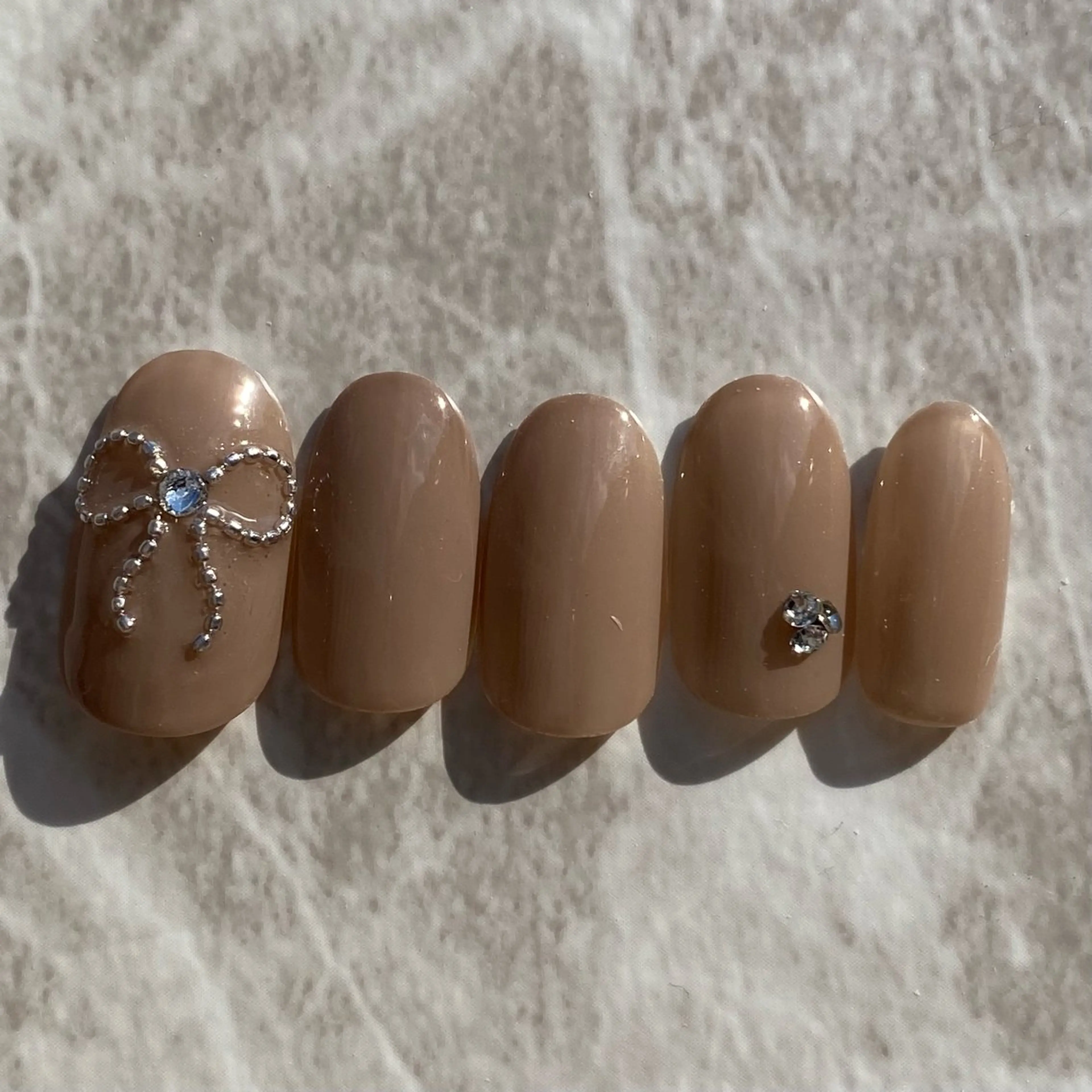 ネイル リボン ハンドネイル ハンドケア RaLa（ネイル&アイラッシュ）所属・🫧RaLa ⭐︎AYAKA🫧のネイルデザイン