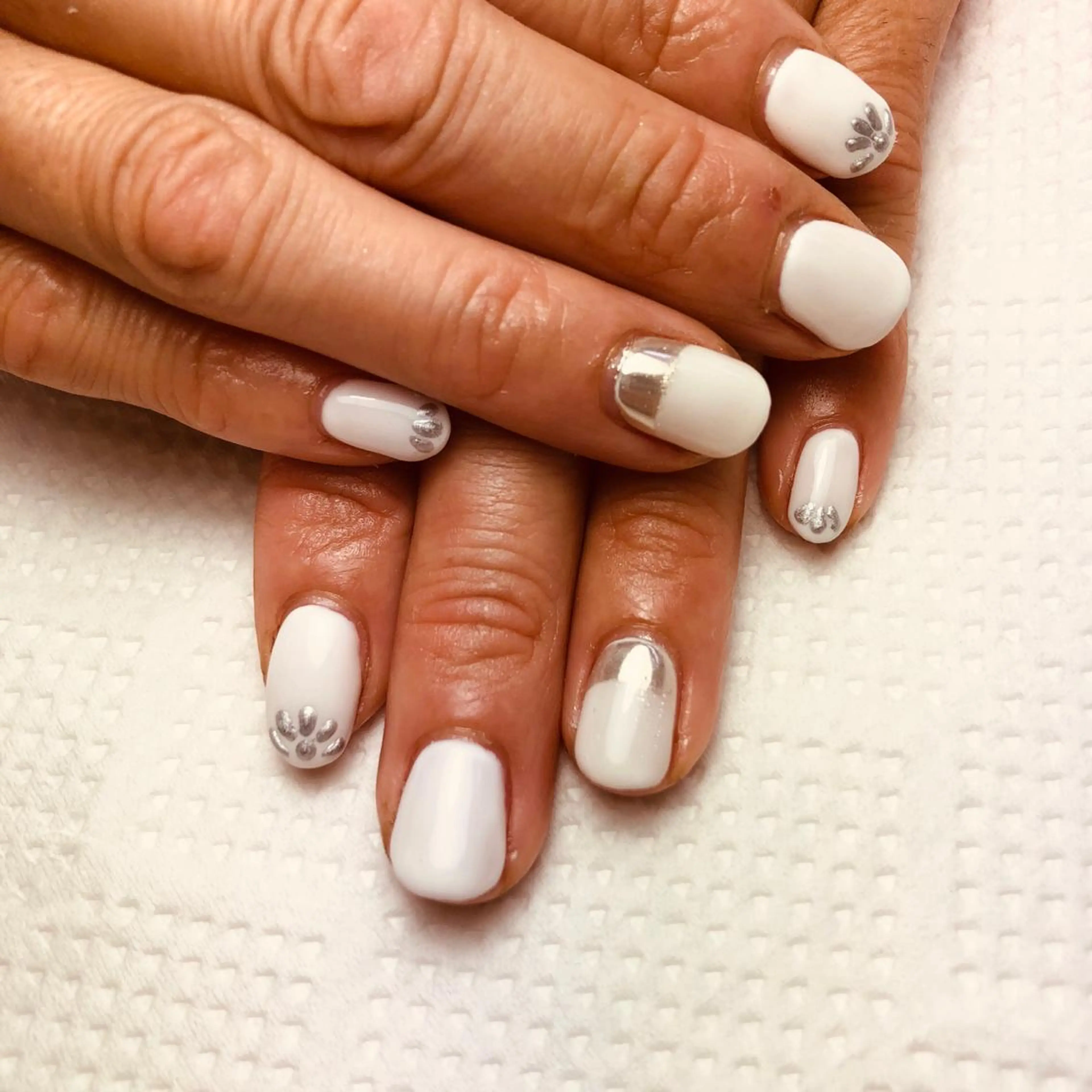 ネイル ハンドネイル 石原 夕華のネイルデザイン