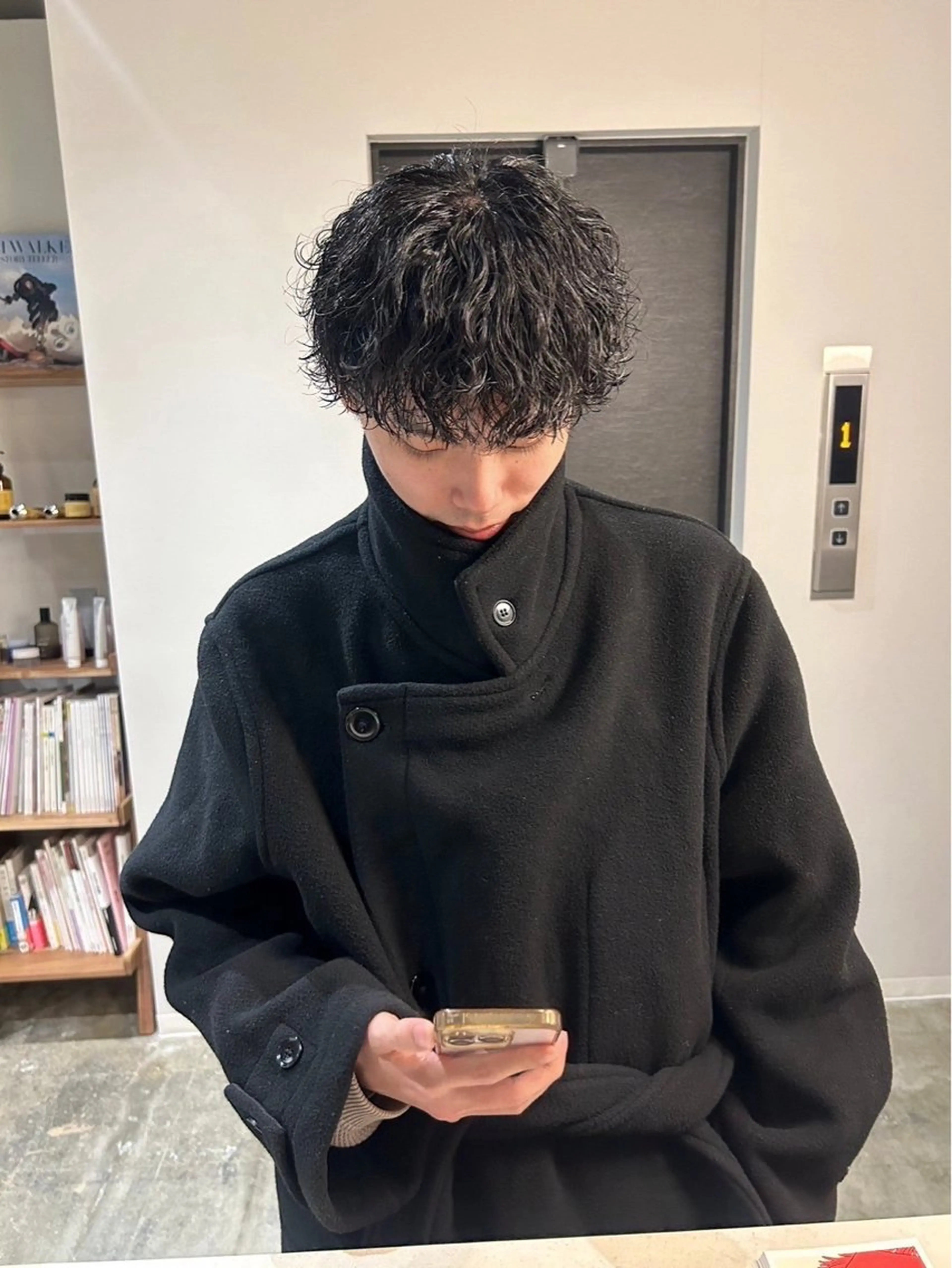 カット波巻きスパイラルパーマの写真