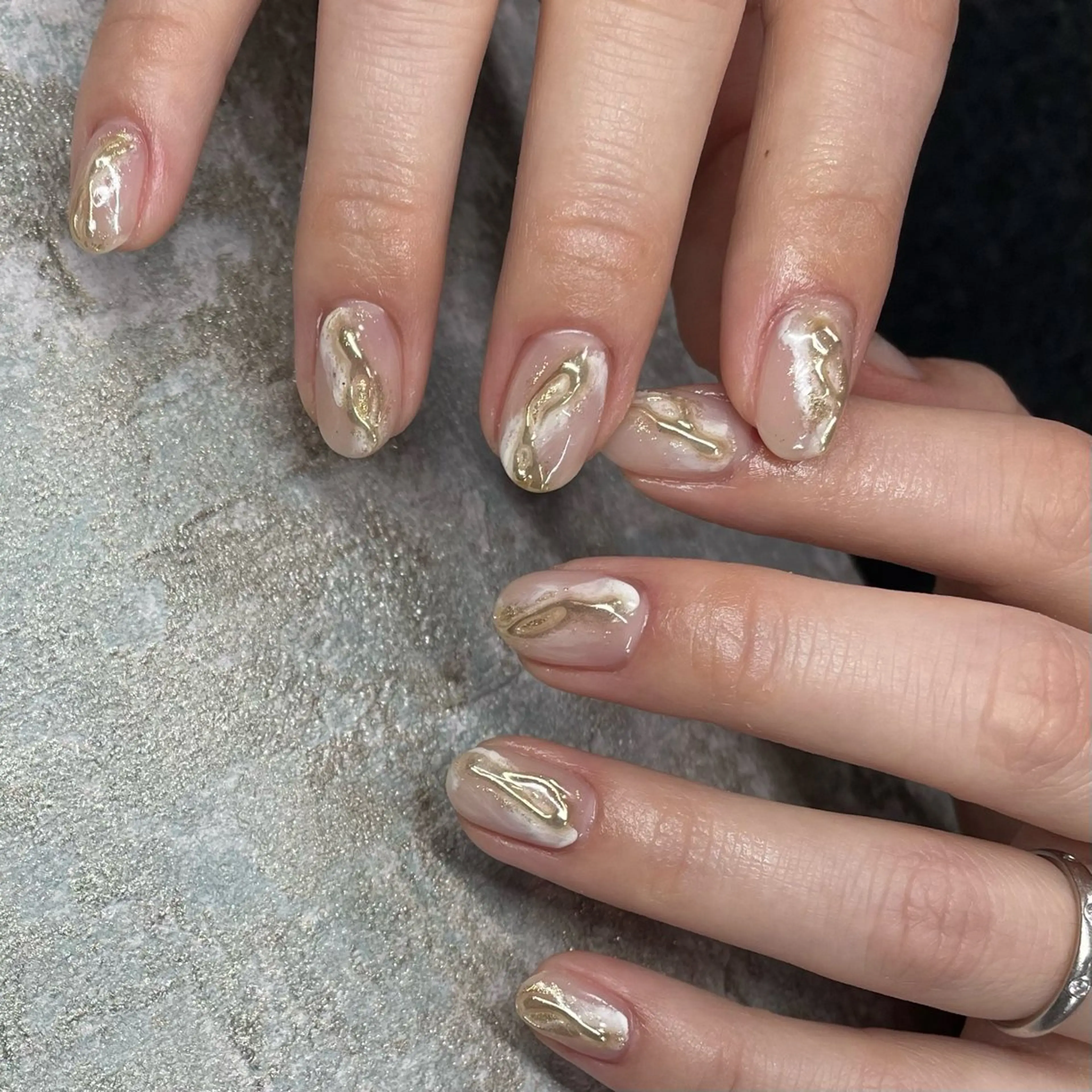 ネイル フィルイン･パラジェル導入サロン ehre(エーレ)所属・ehre haruhoのネイルデザイン