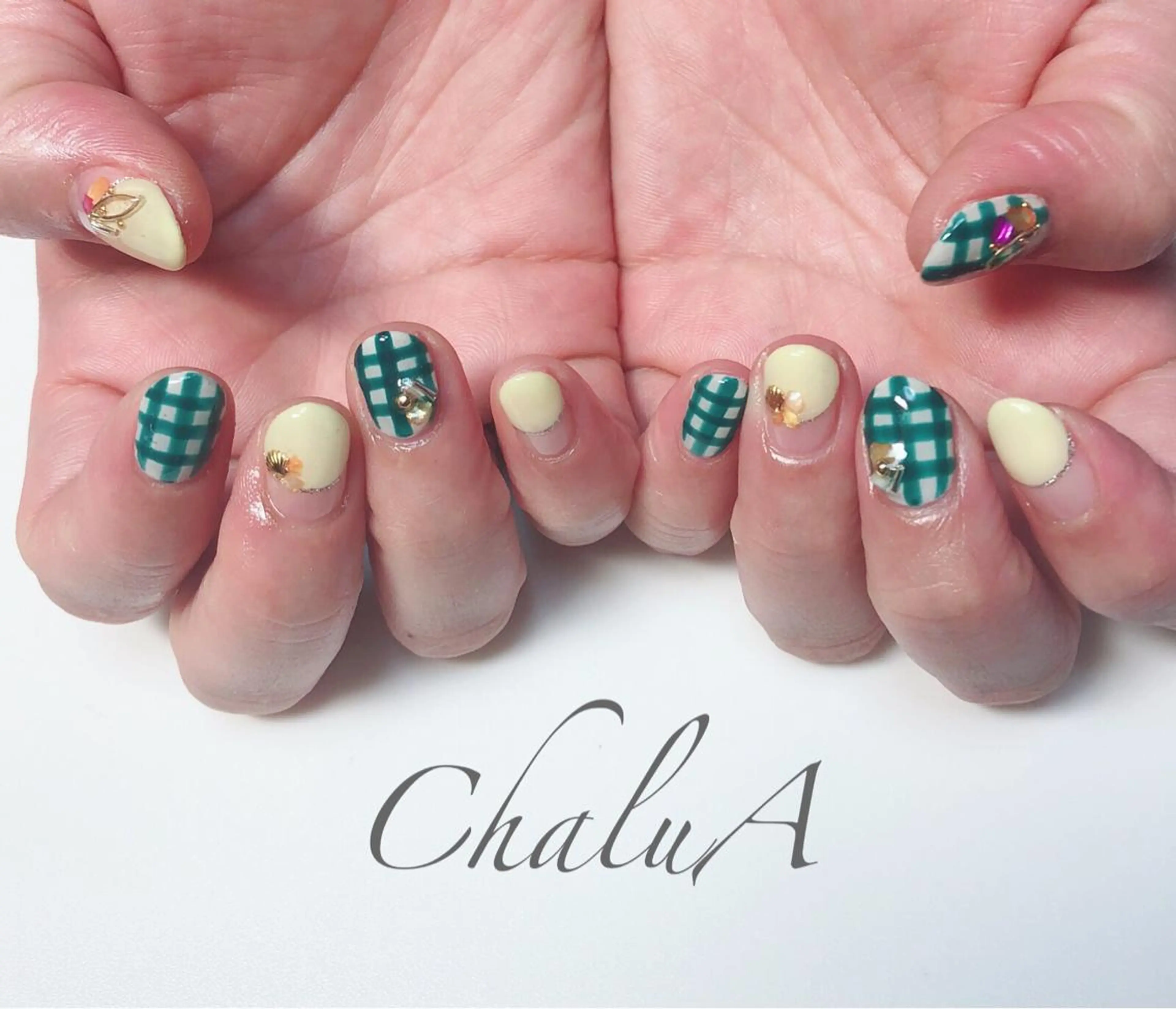 ネイル irooo 21のネイルデザイン