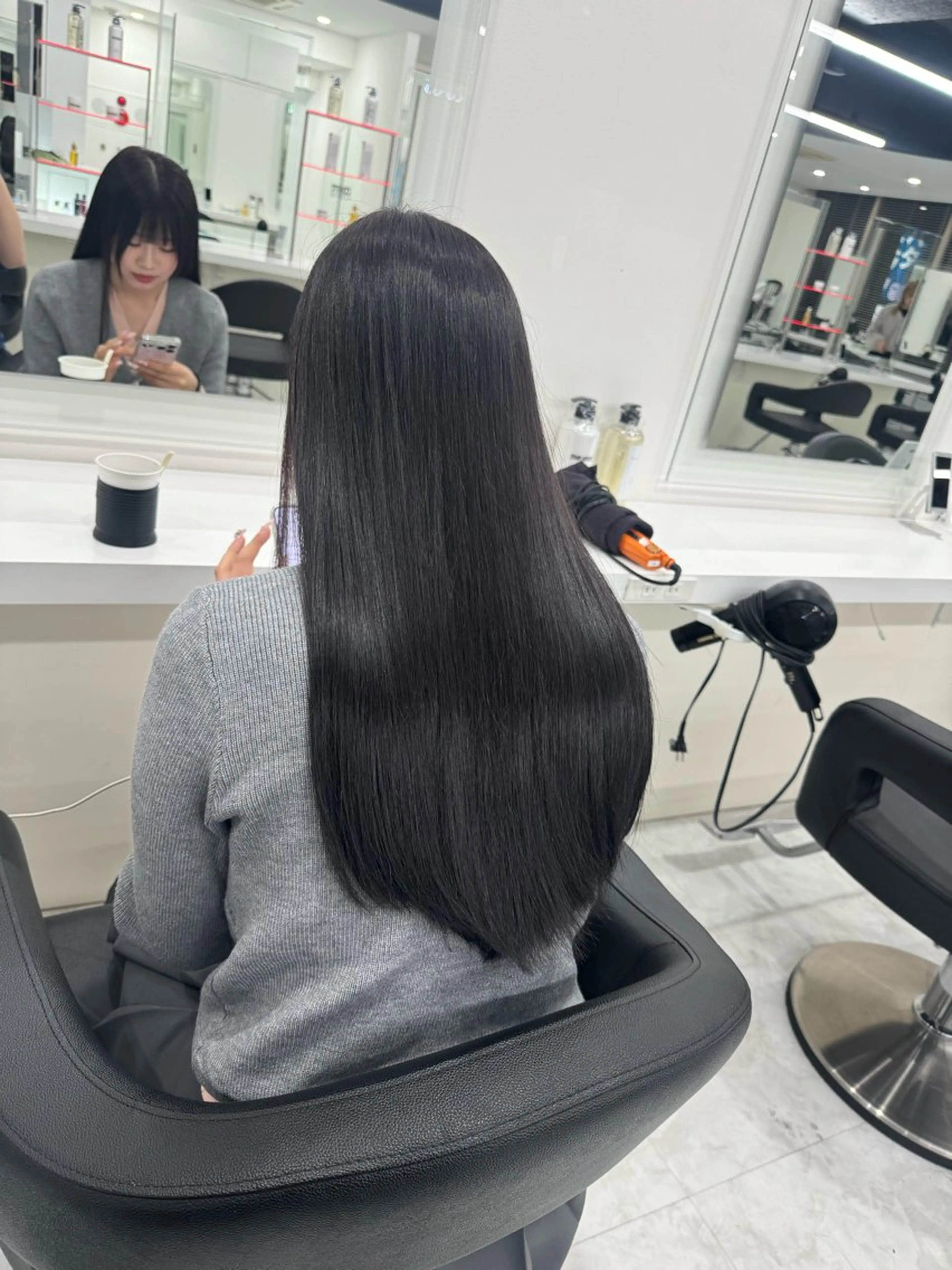 ロング カラー 韓国トレンドヘア🤍 Chima🤍のヘアスタイル