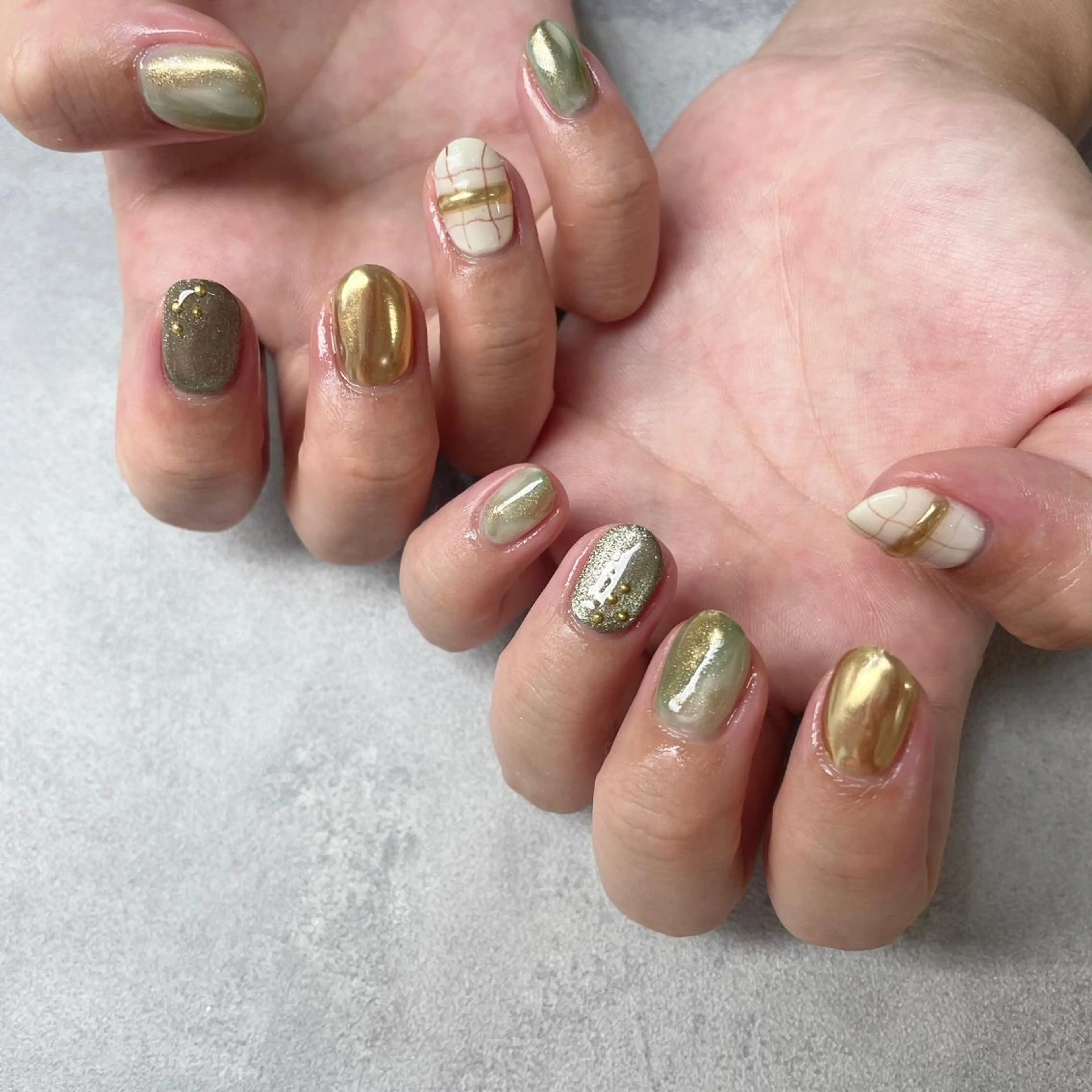 ネイル ニュアンス🌿‬ Aivy./アイビーのネイルデザイン