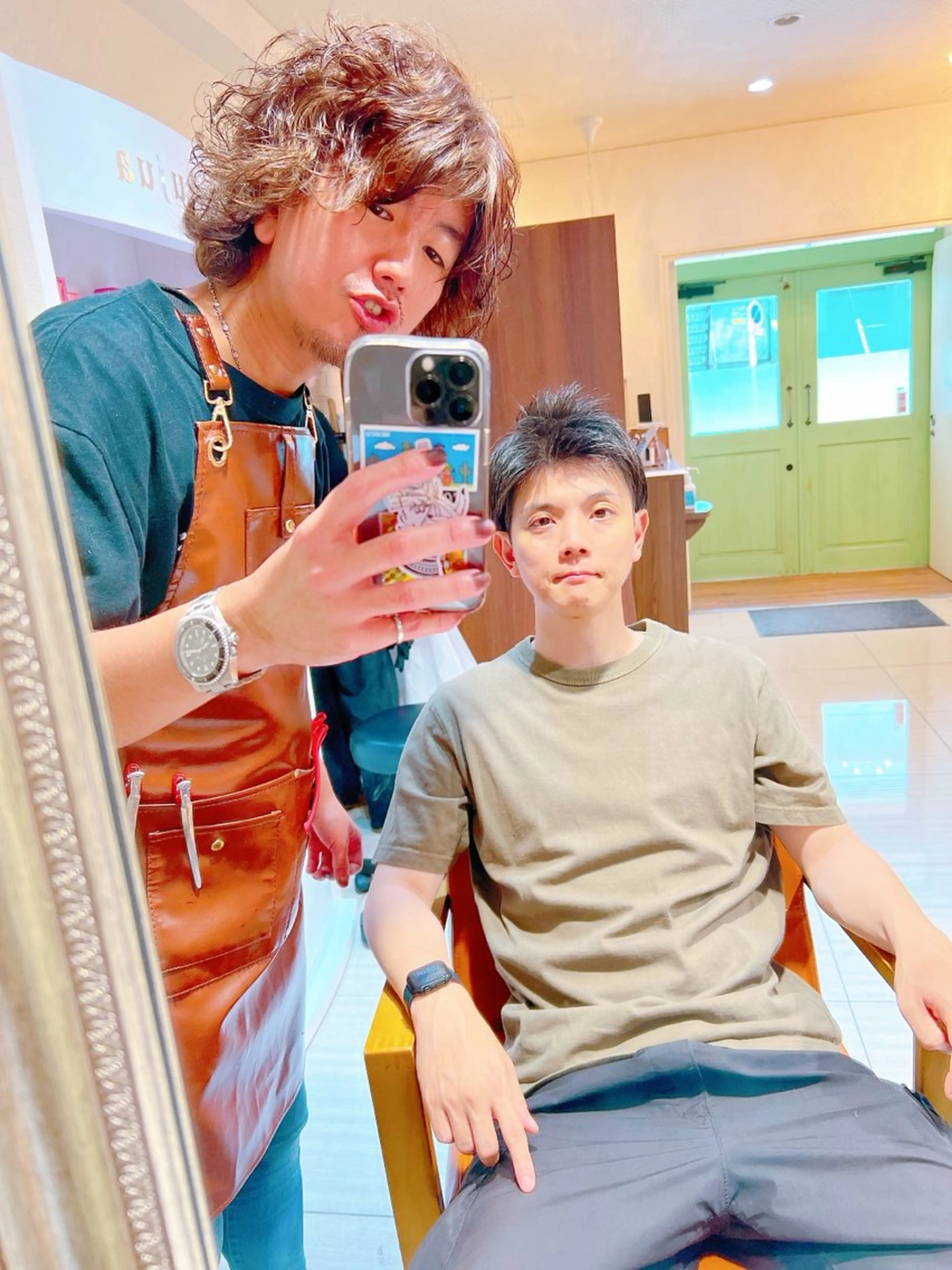 ショート カラー メンズ メンズハイライト ハイライトカラー ハイライト 髪質改善 トリートメント カット Refuge by produceのヘアスタイル