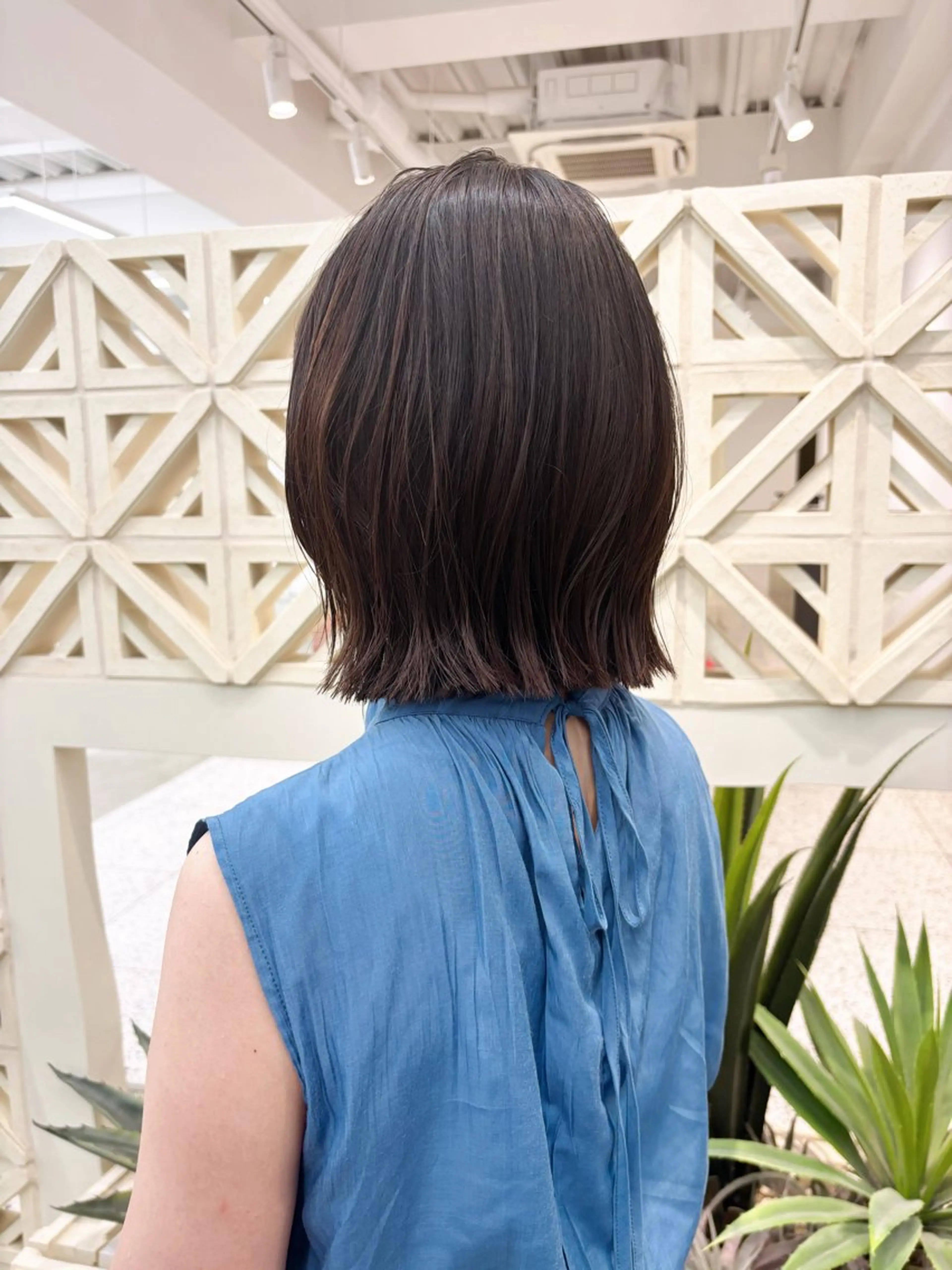 ショート ボブ カット 伊藤 優里のヘアスタイル